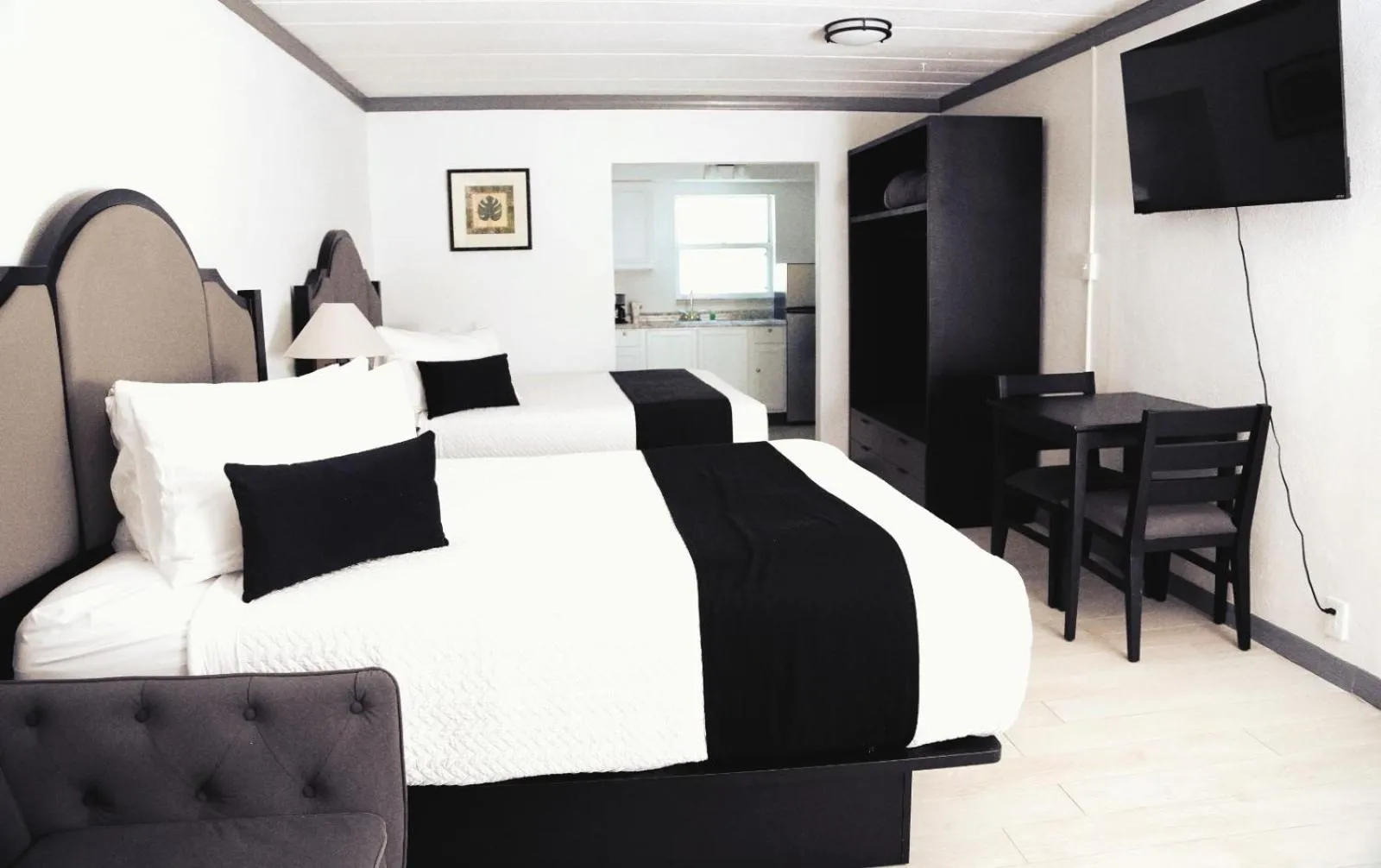 Bed in Holiday Isles Resort