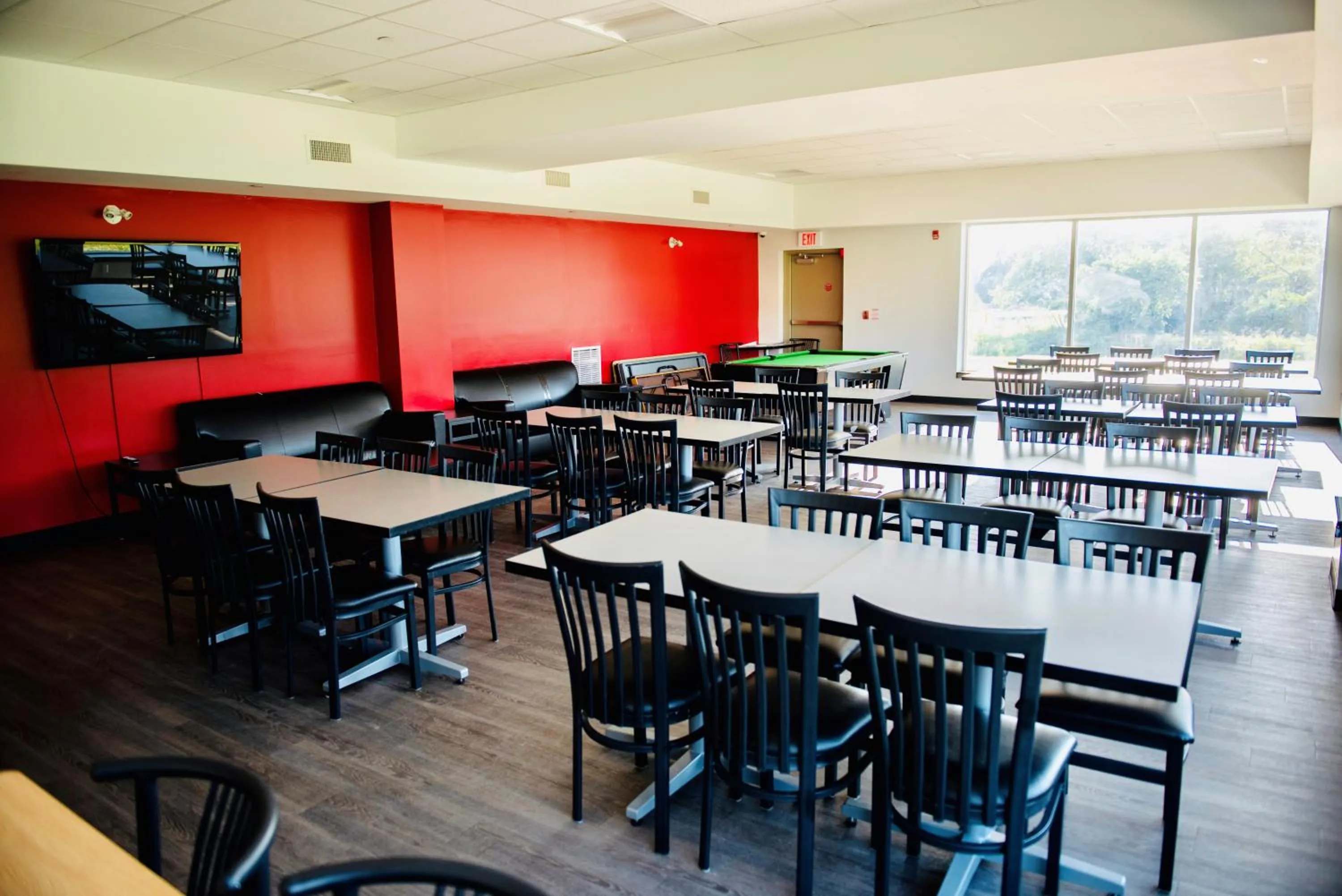 Communal lounge/ TV room in Residence & Conference Centre - North Bay