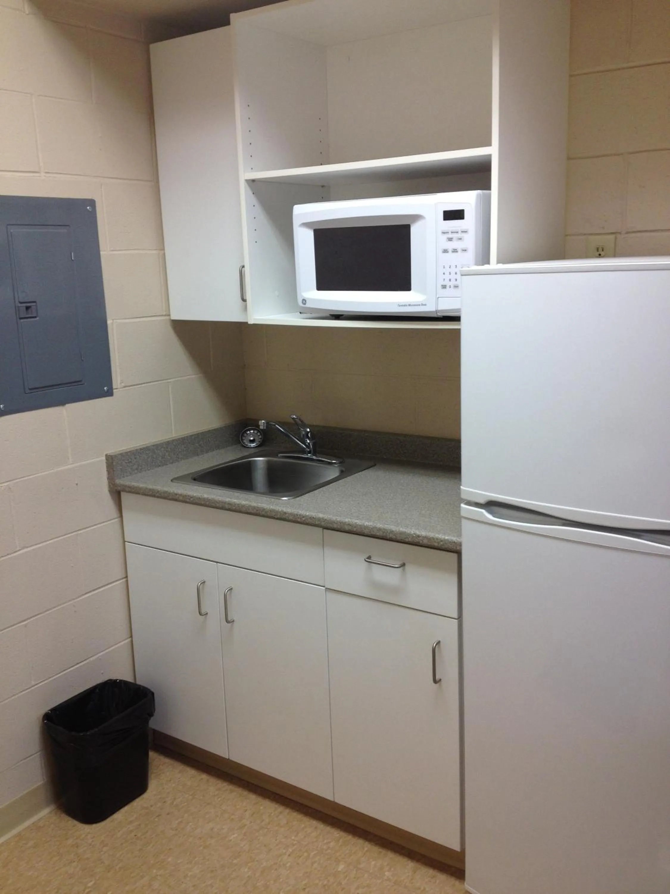 Kitchen or kitchenette in Residence & Conference Centre - Sudbury North