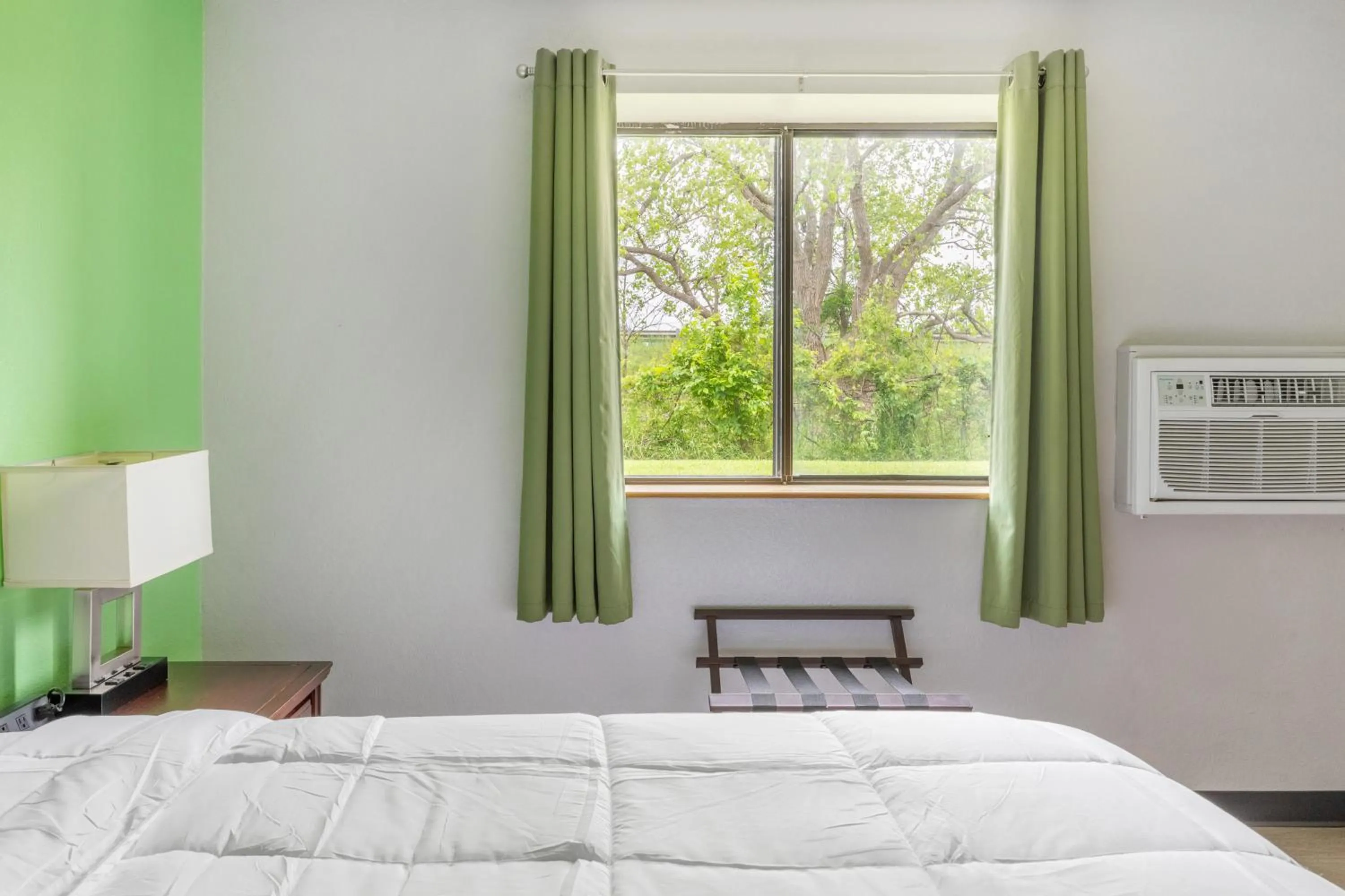 Bedroom, Bed in Super Inn by OYO Lansing MI