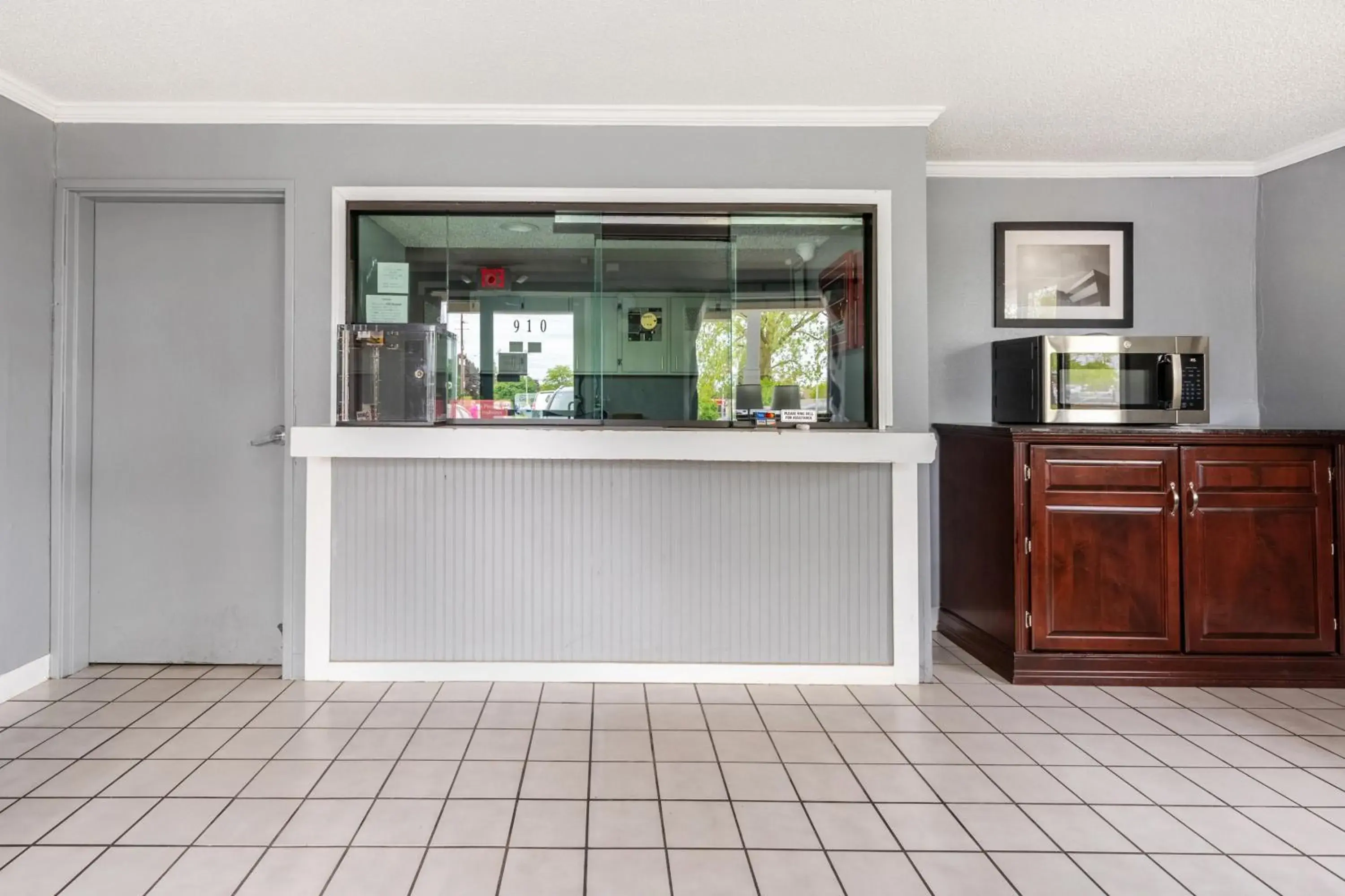 Lobby or reception in Super Inn by OYO Lansing MI Lobby or reception in Super Inn by OYO Lansing MI