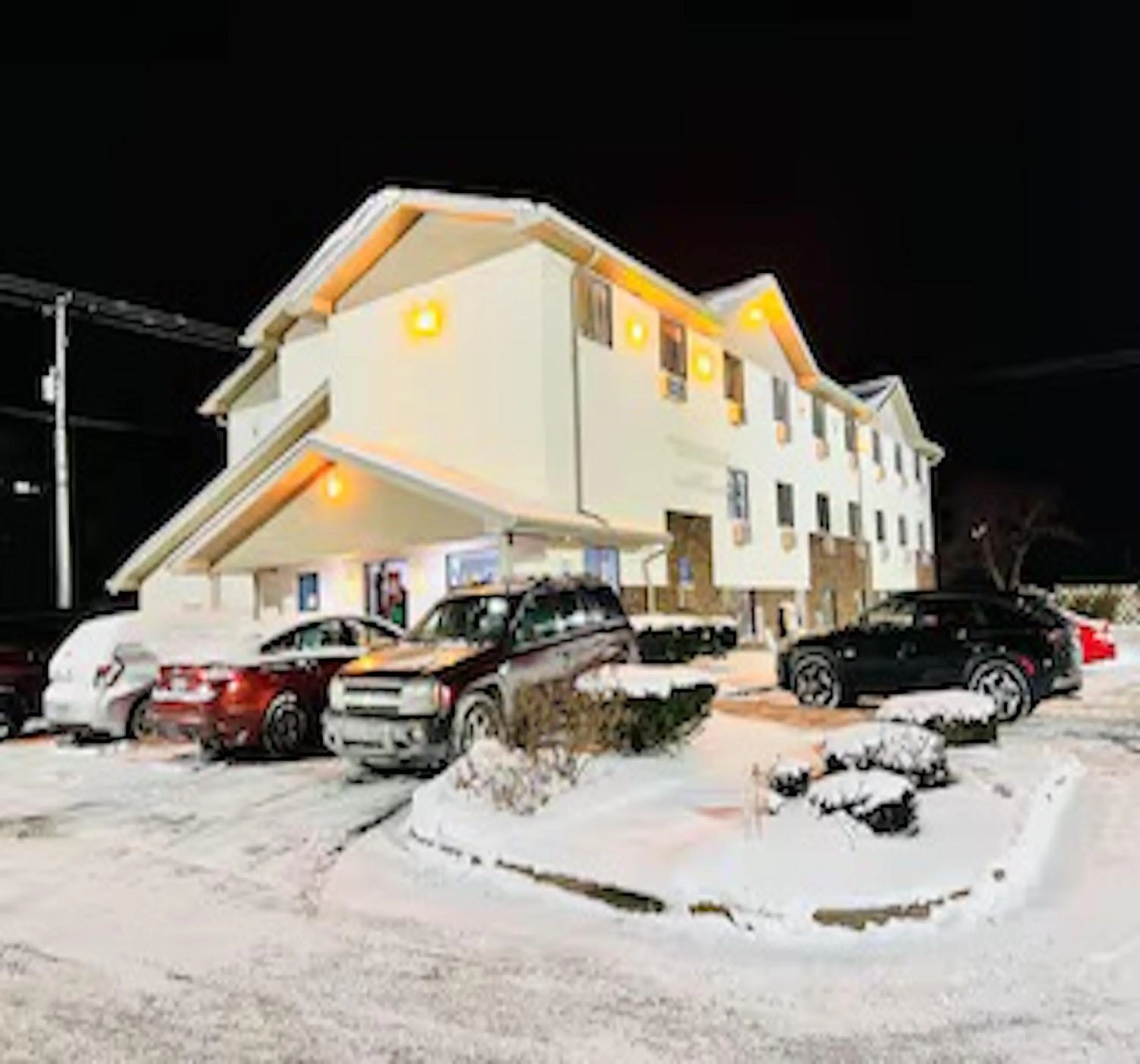 Winter in Super Inn by OYO Lansing MI