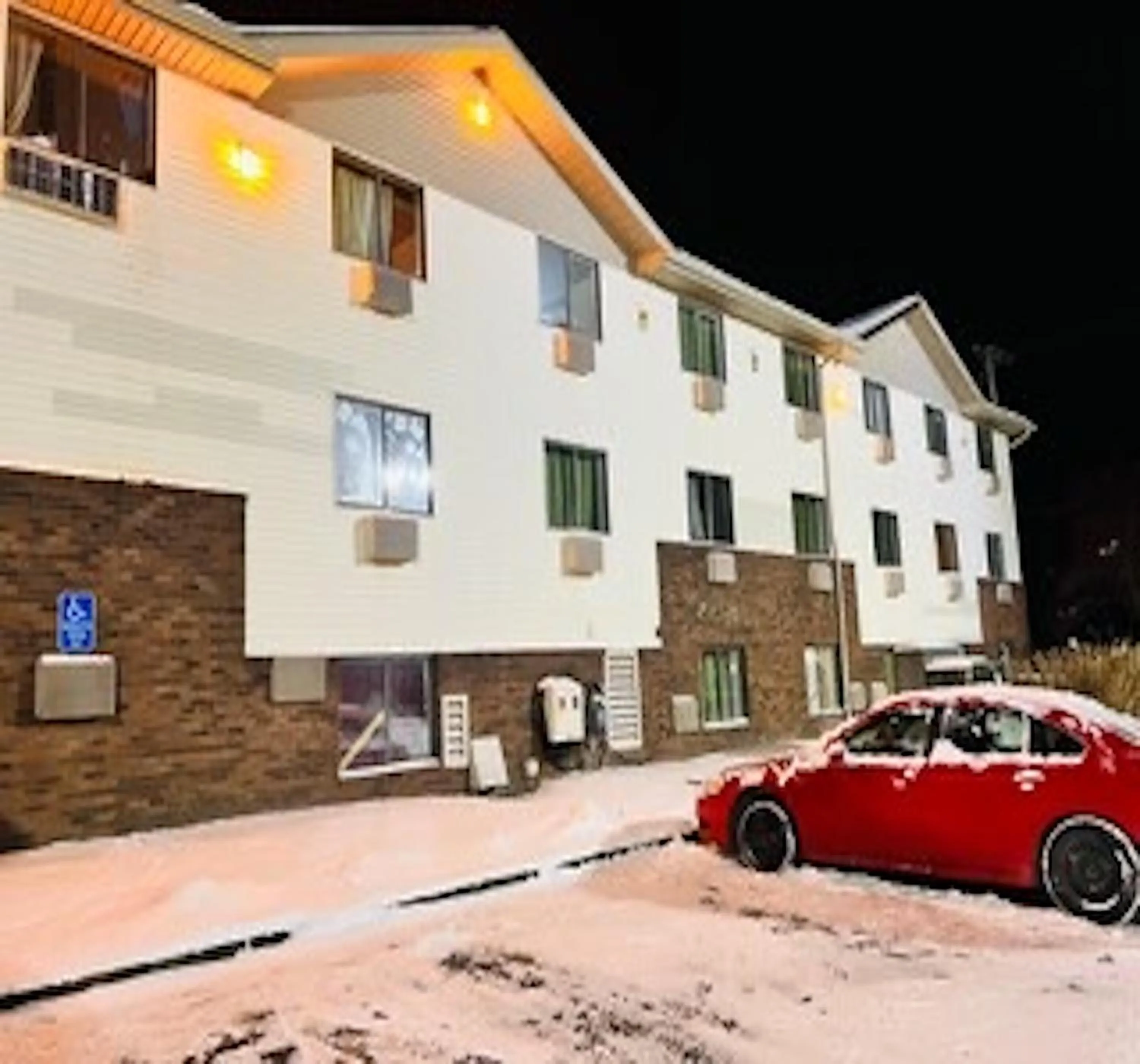 Winter in Super Inn by OYO Lansing MI