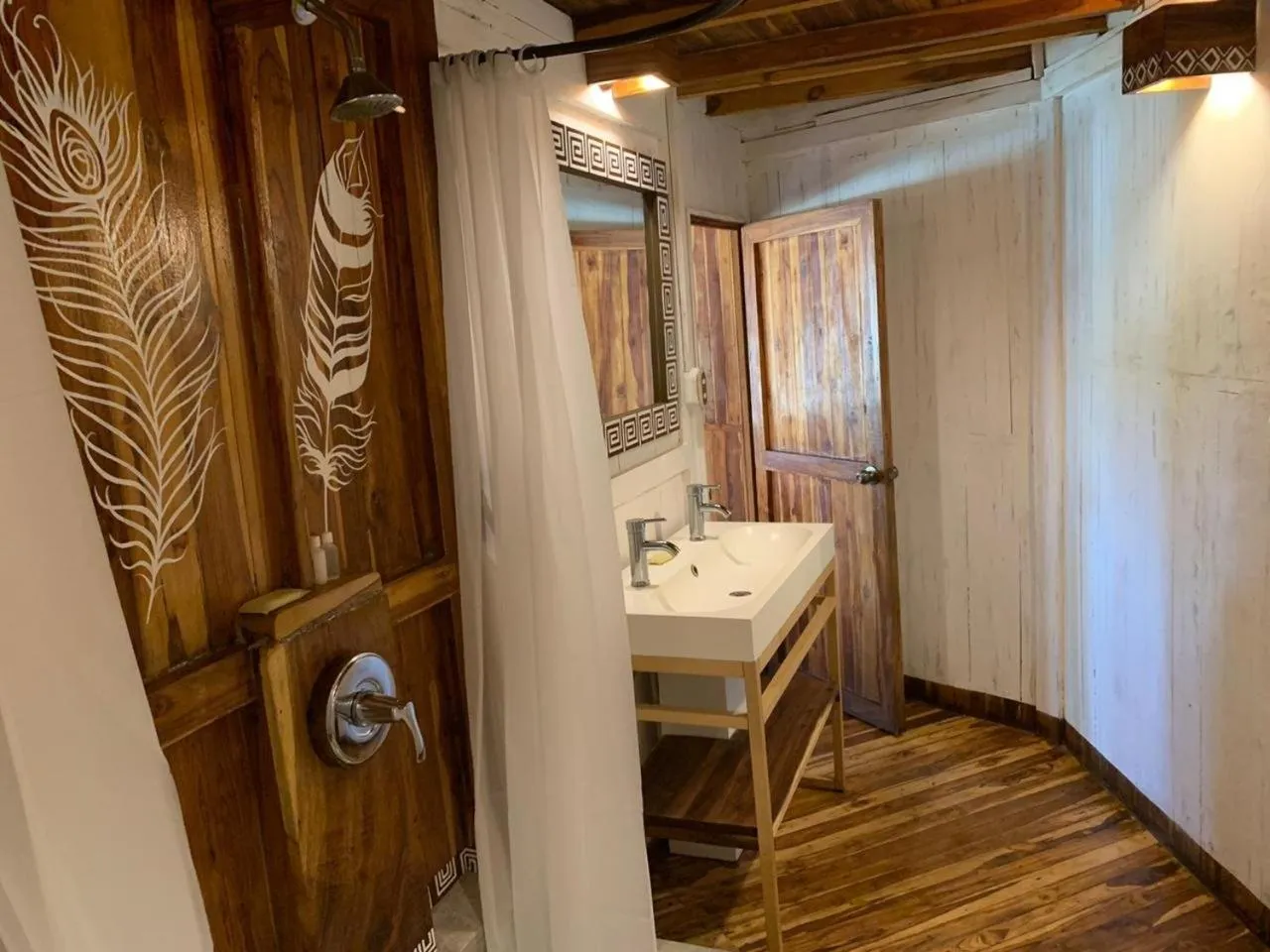 Bathroom in Hotel Tortuga Village