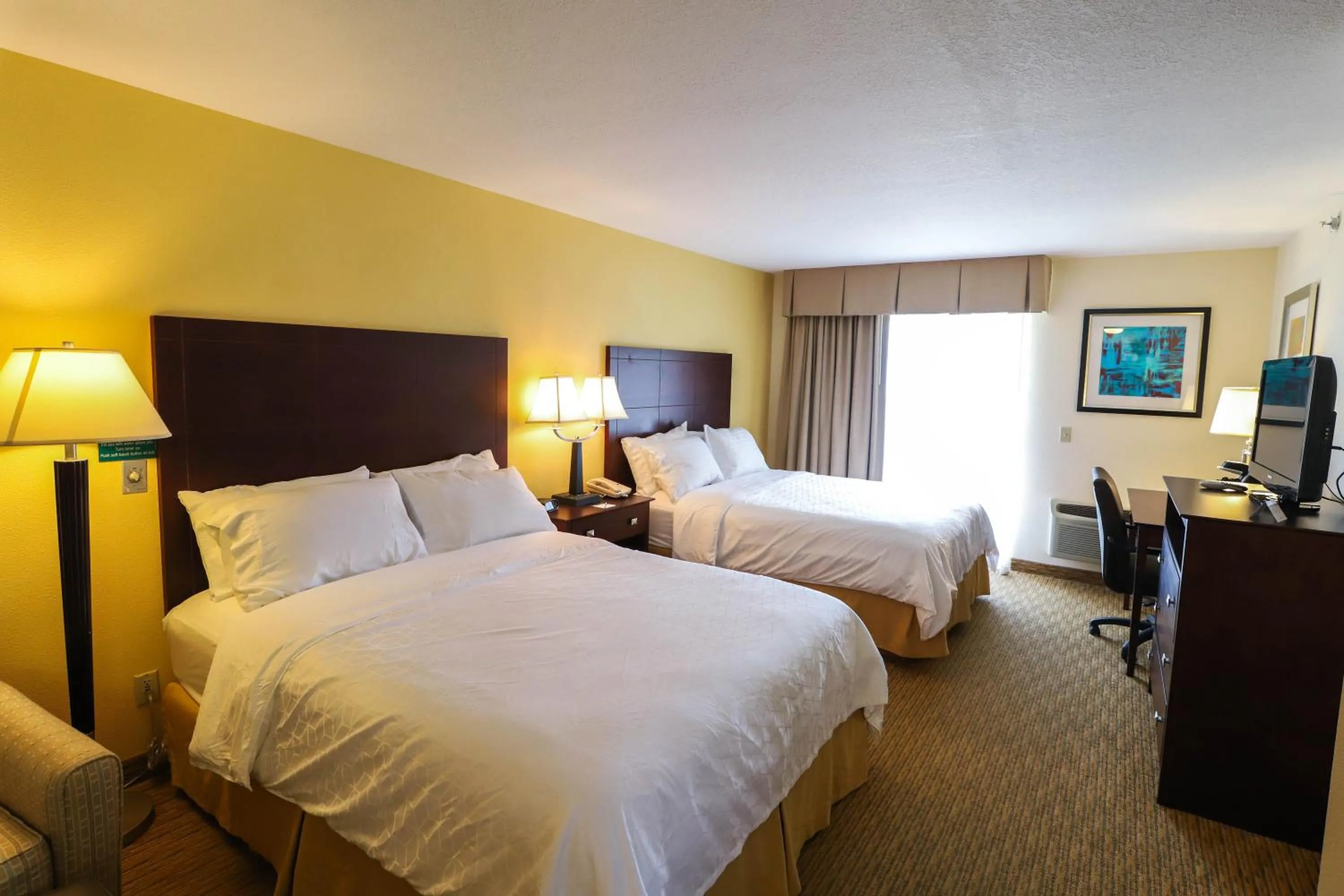 Photo of the whole room in Holiday Inn Express St. Ignace-Lake Front by IHG