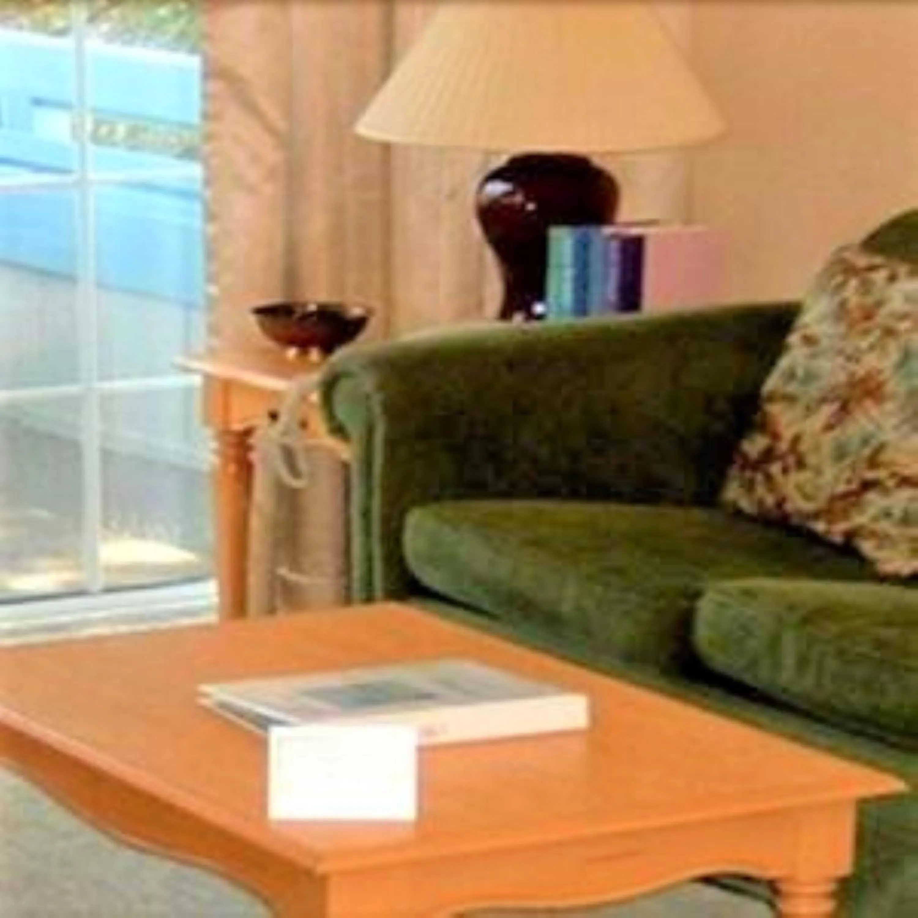 Seating area in North Bay At Lake Arrowhead