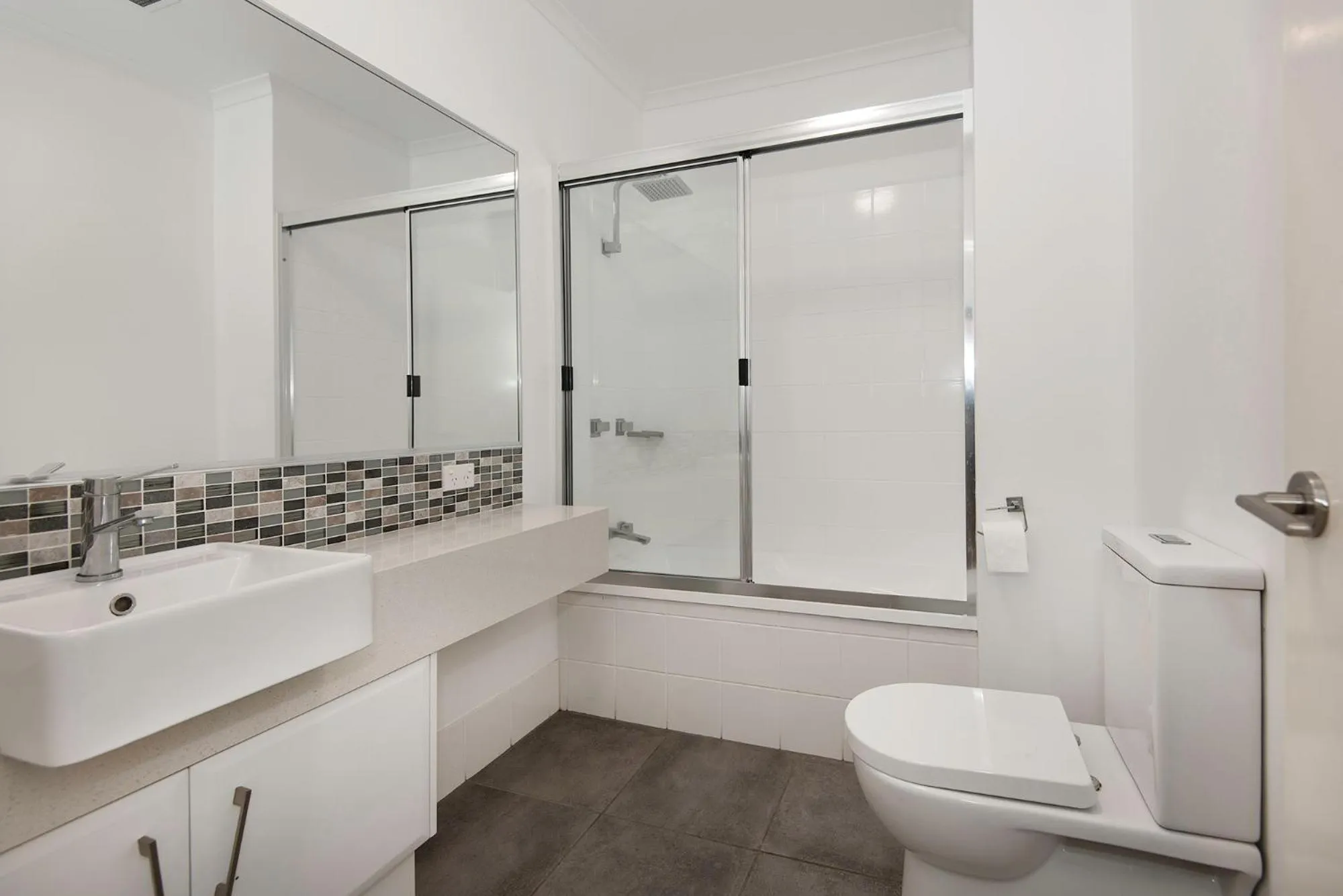 Bathroom in Marlin Cove Holiday Resort