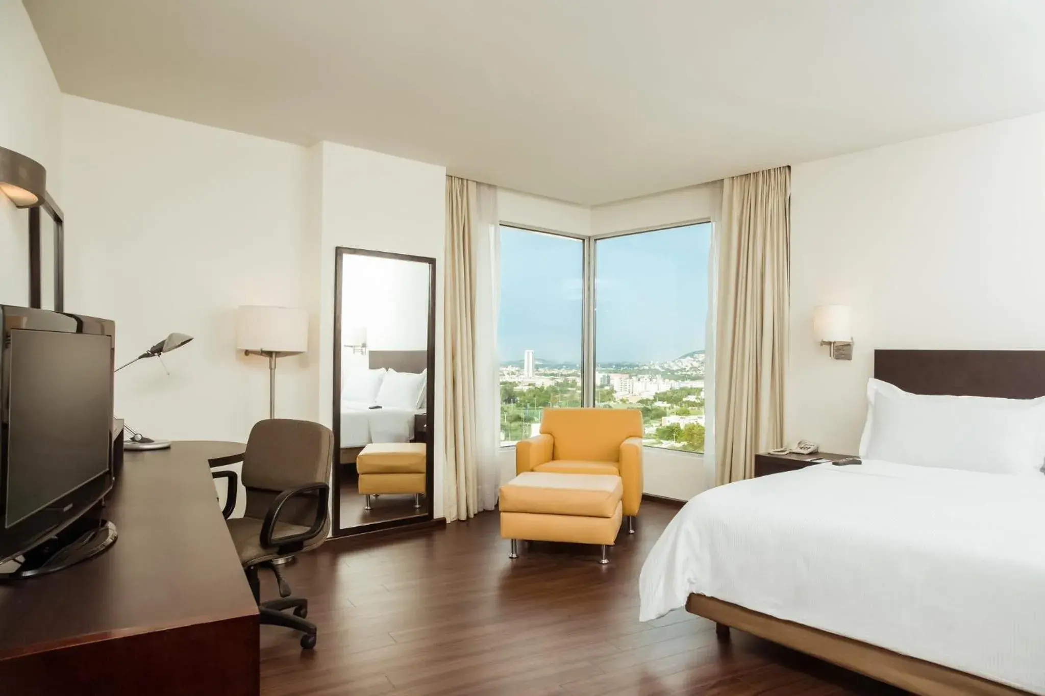 Bedroom, Bed in Fiesta Inn Monterrey Tecnologico Bedroom, Bed in Fiesta Inn Monterrey Tecnologico