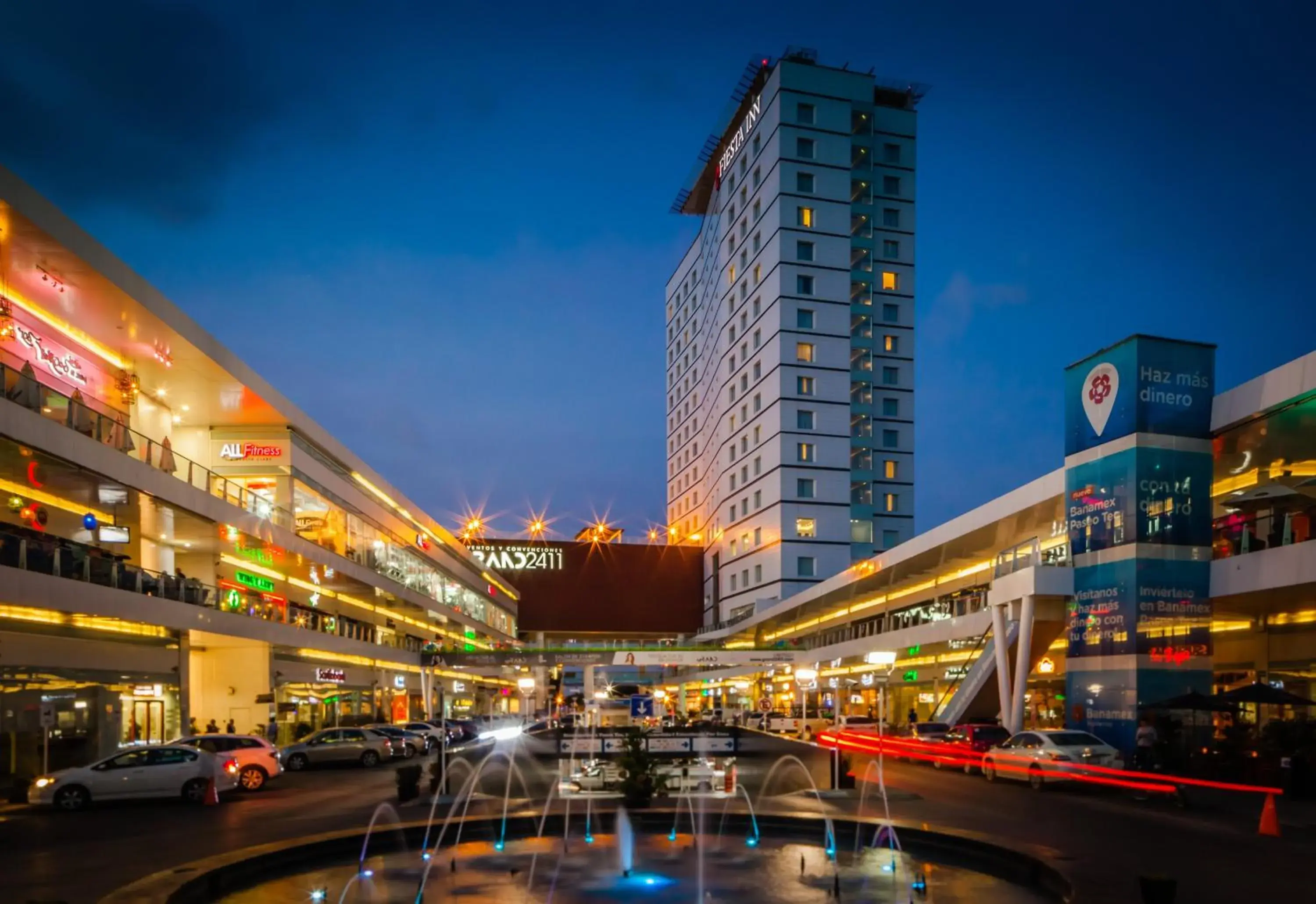 Property building in Fiesta Inn Monterrey Tecnologico Property building in Fiesta Inn Monterrey Tecnologico