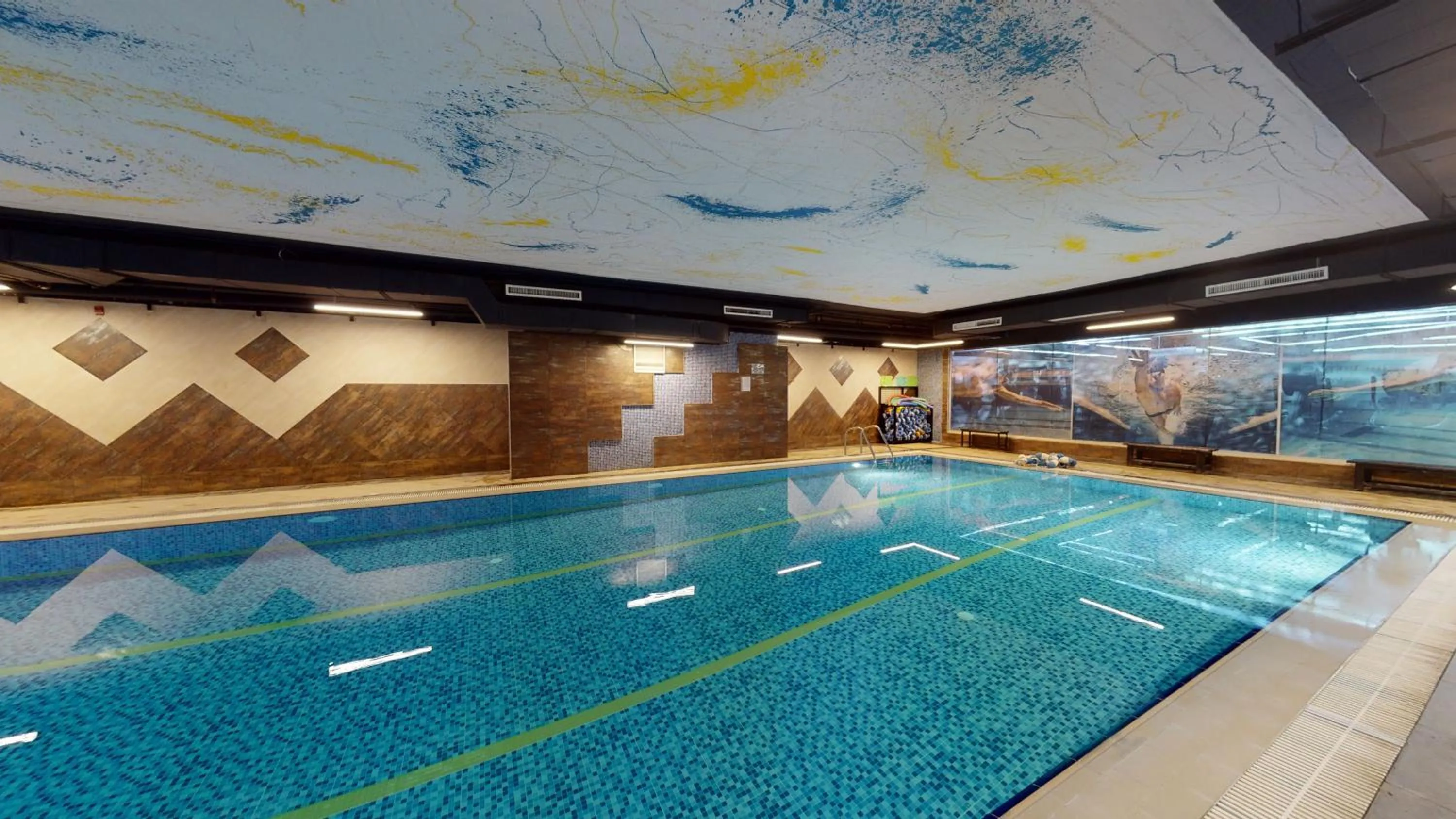 Swimming pool in Ayass Hotel