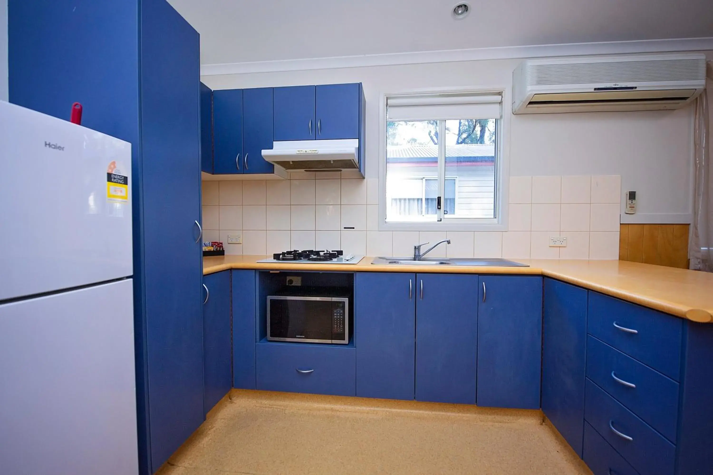 Kitchen or kitchenette in Discovery Parks - Woodman Point Kitchen or kitchenette in Discovery Parks - Woodman Point