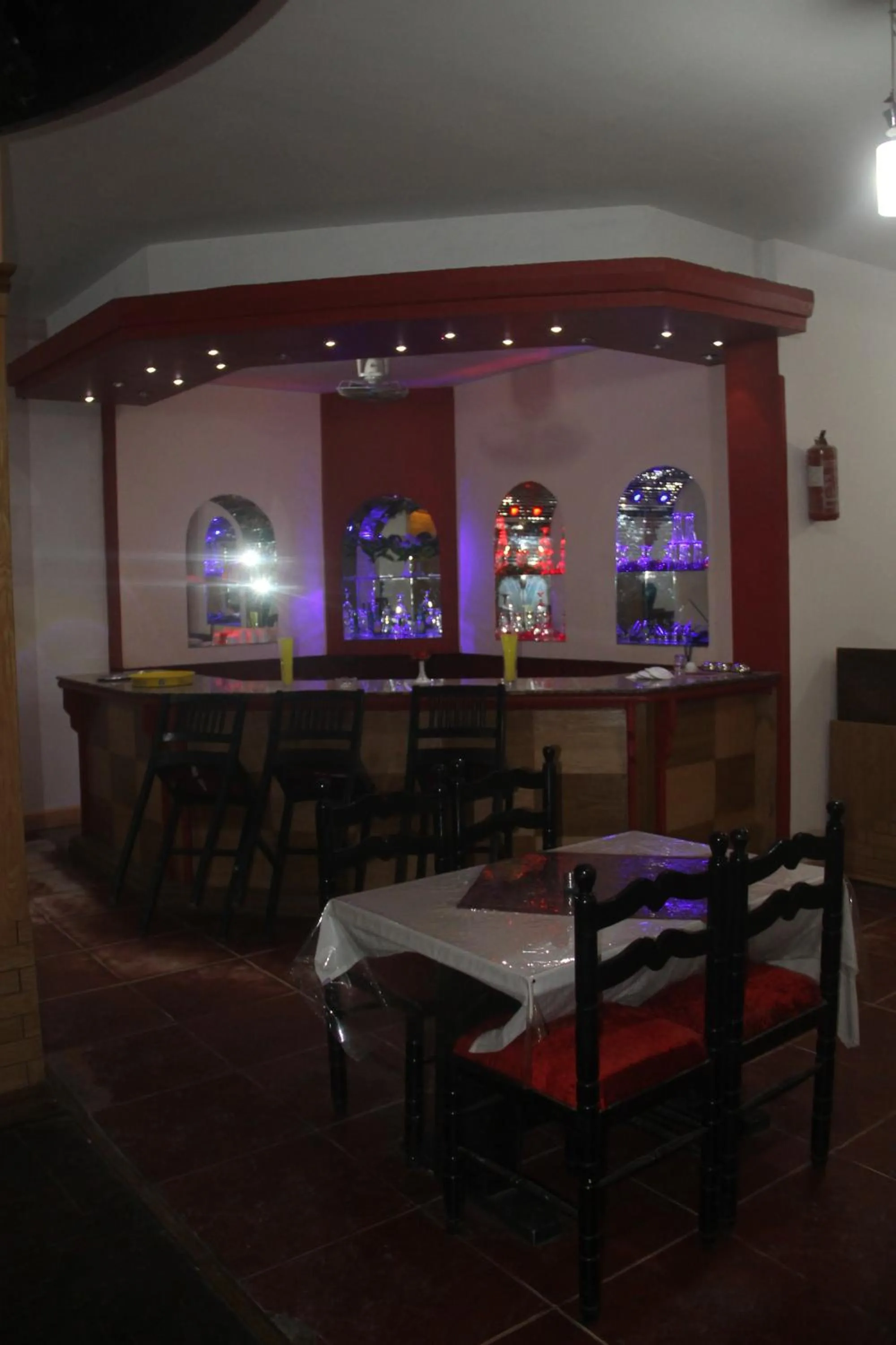 Lounge or bar in Royal City Hotel