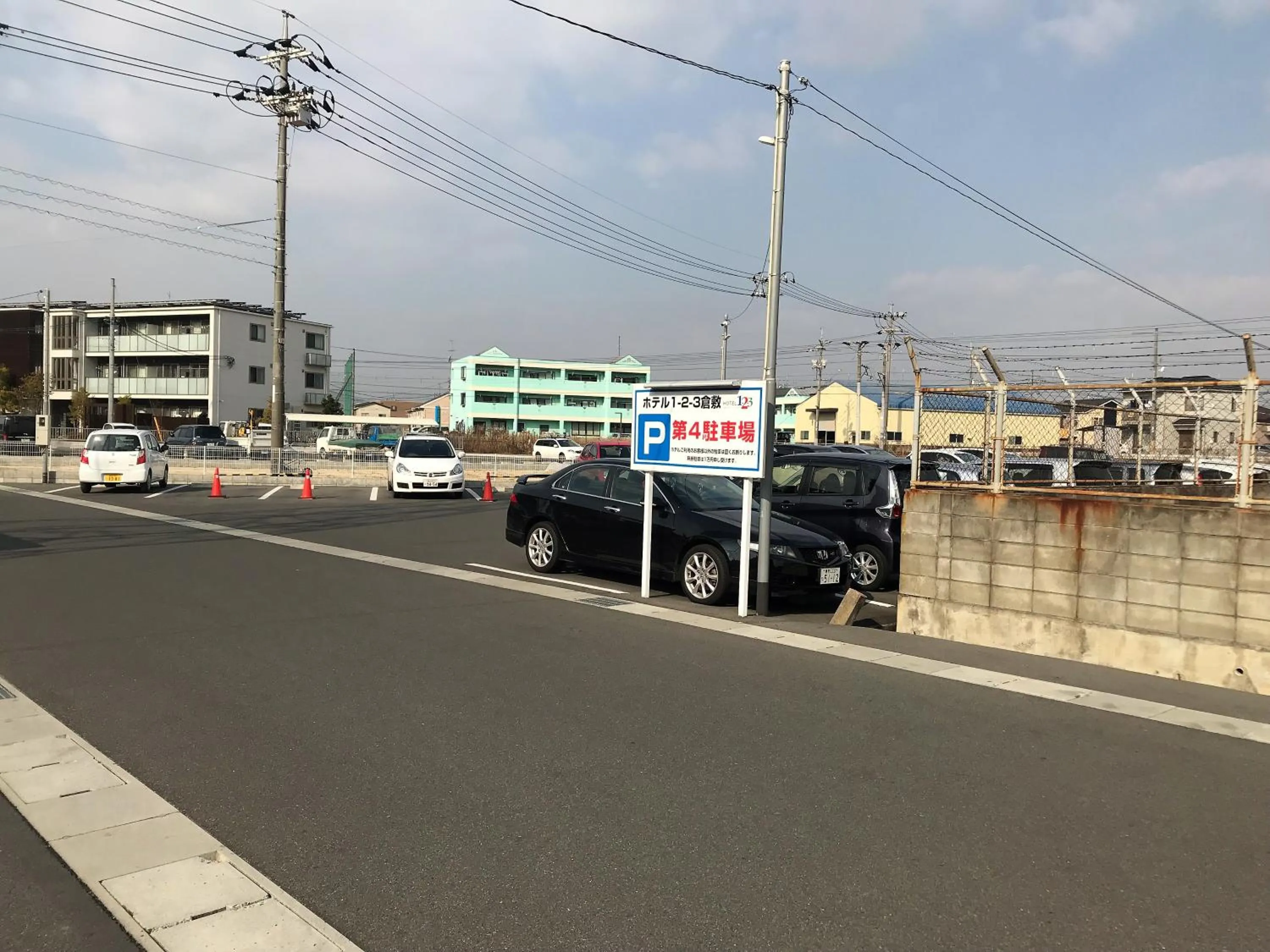 Parking in Hotel 1-2-3 Kurashiki