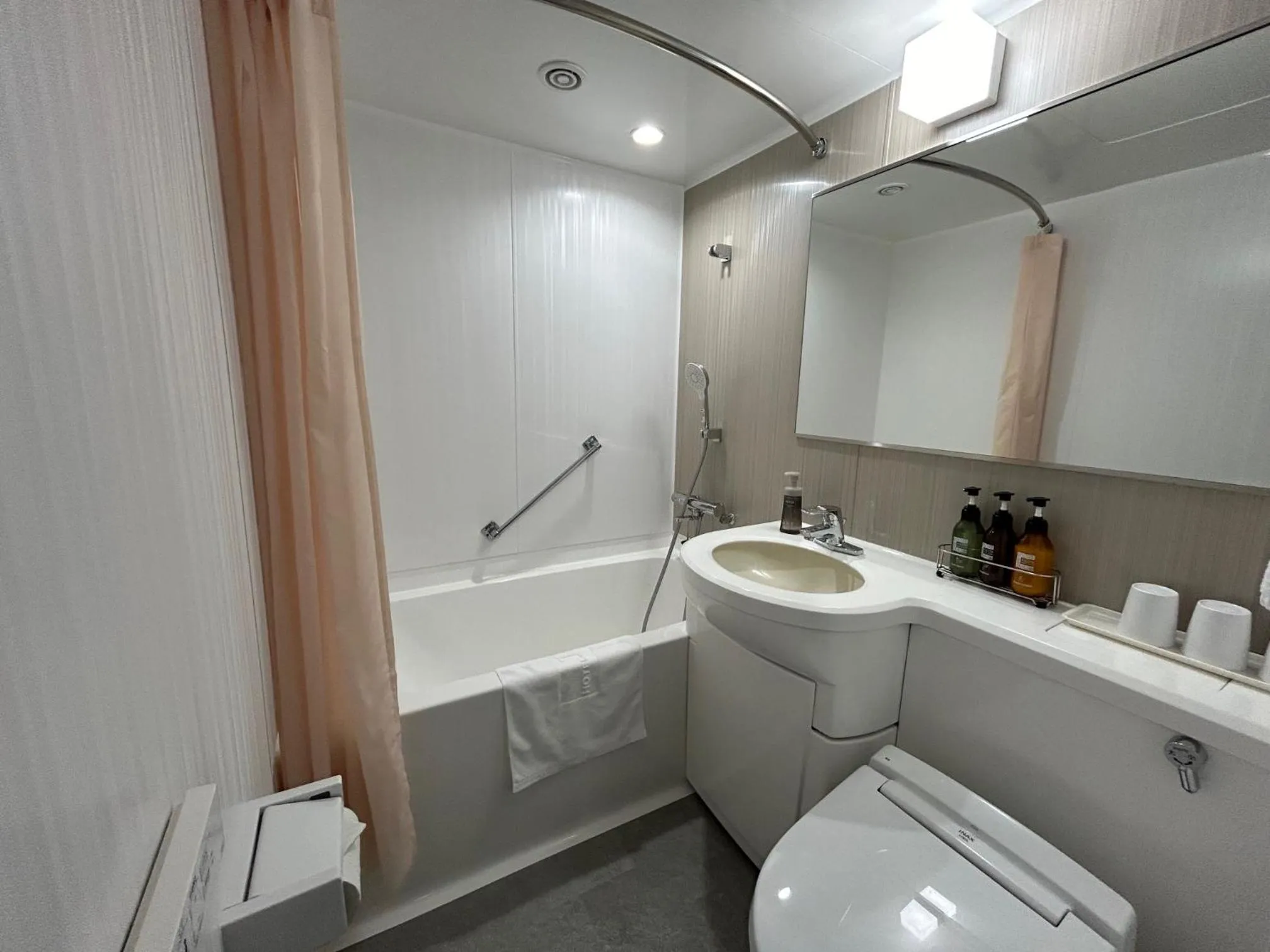 Bathroom in Hotel 1-2-3 Kurashiki