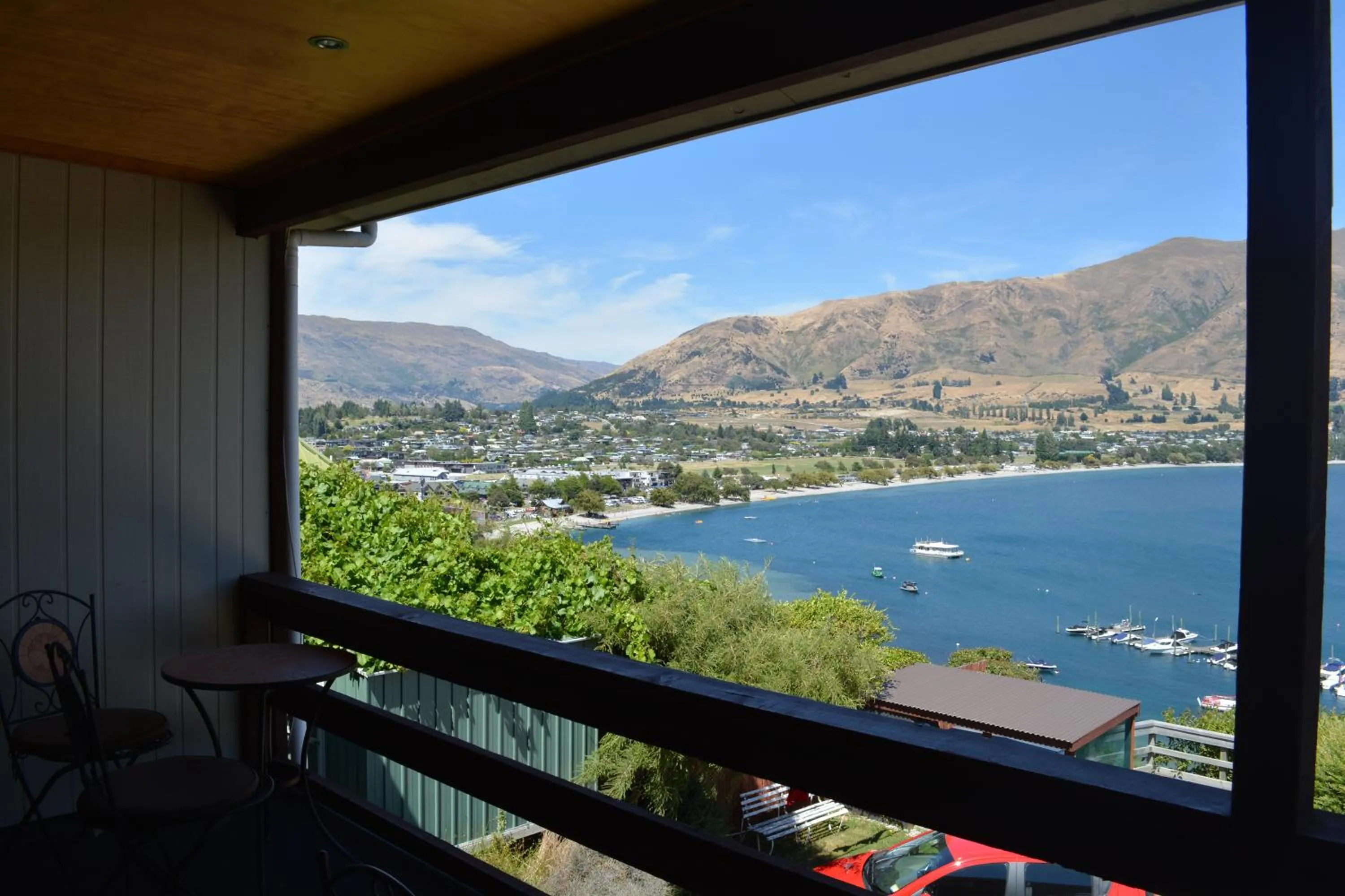 Balcony/Terrace, Mountain View in Lakeview Motel