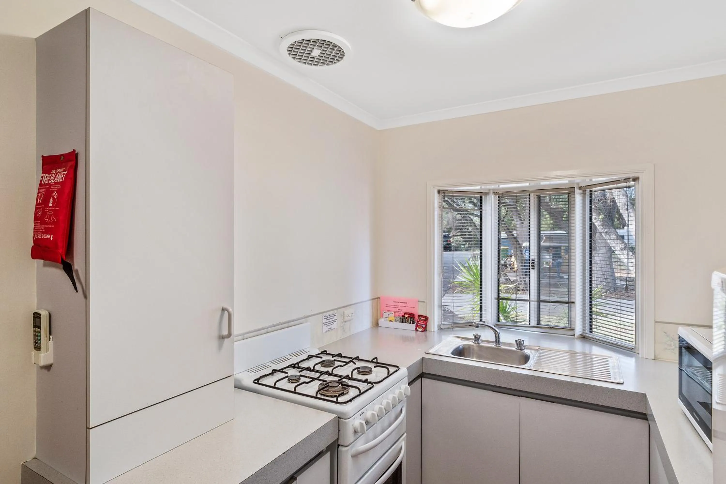 Kitchen or kitchenette in Discovery Parks - Coogee Beach