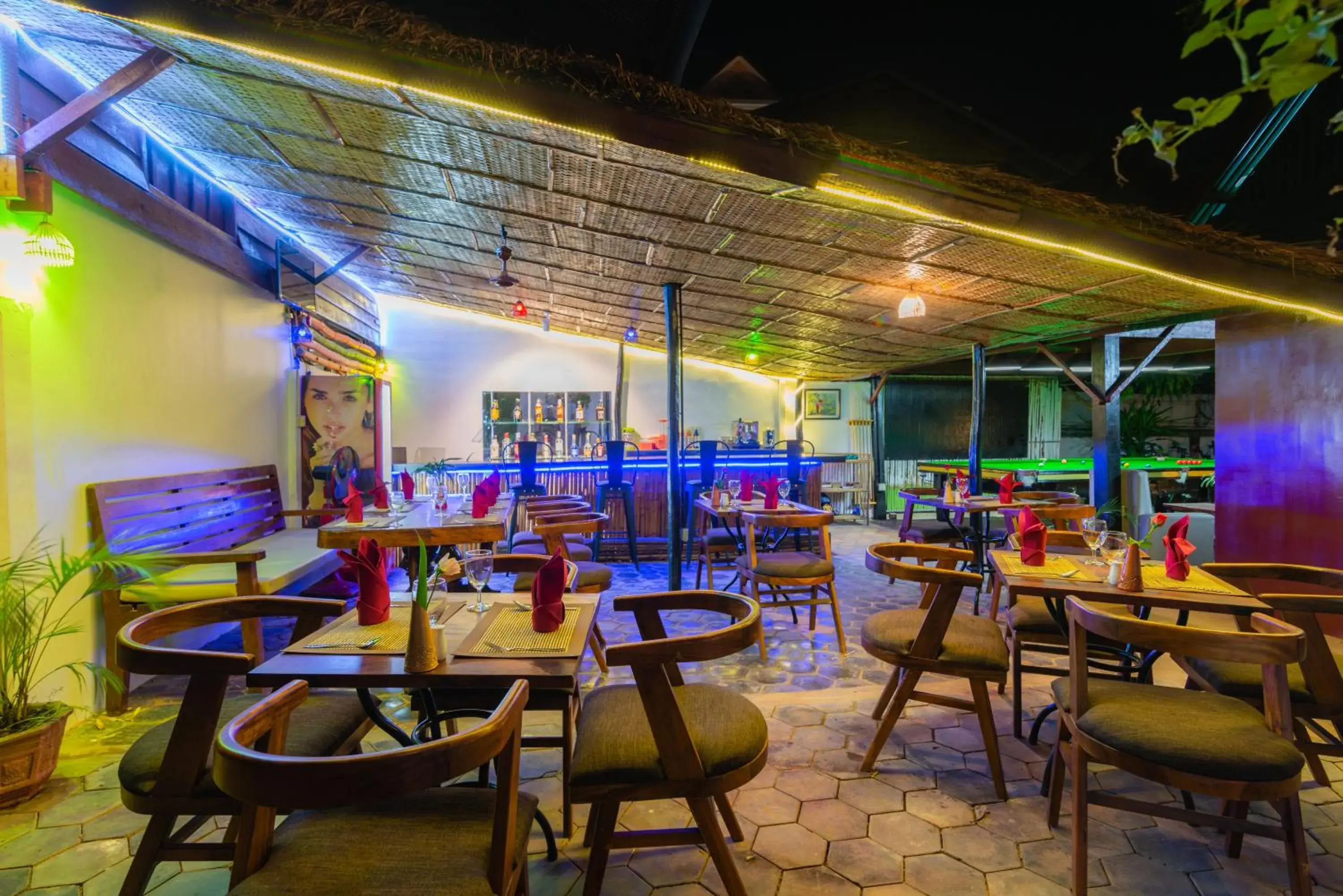 Restaurant/places to eat in Five Rose Siem Reap Hostel Restaurant/places to eat in Five Rose Siem Reap Hostel