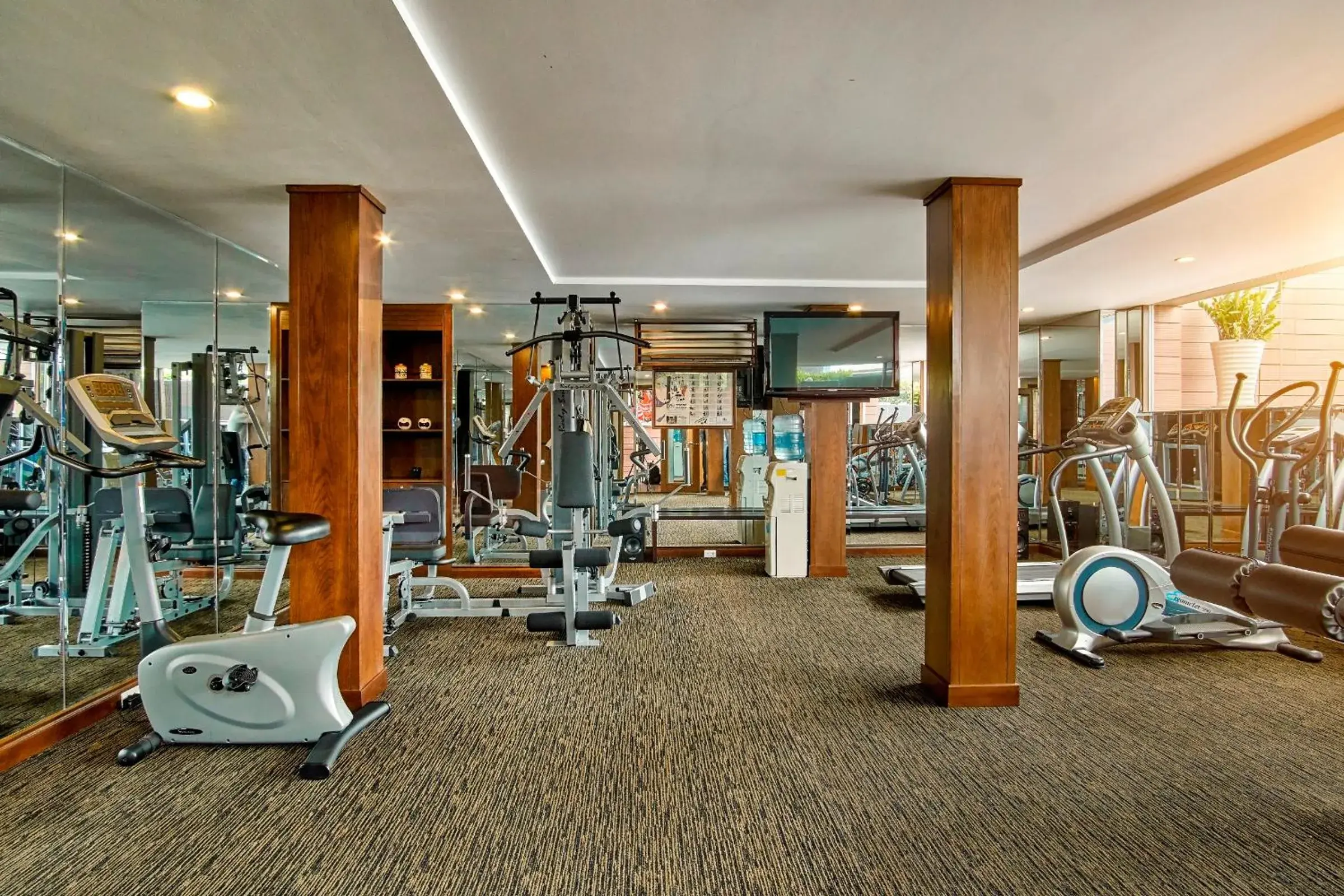 Fitness centre/facilities in Nhat Ha L’Opera Hotel Fitness centre/facilities in Nhat Ha L’Opera Hotel