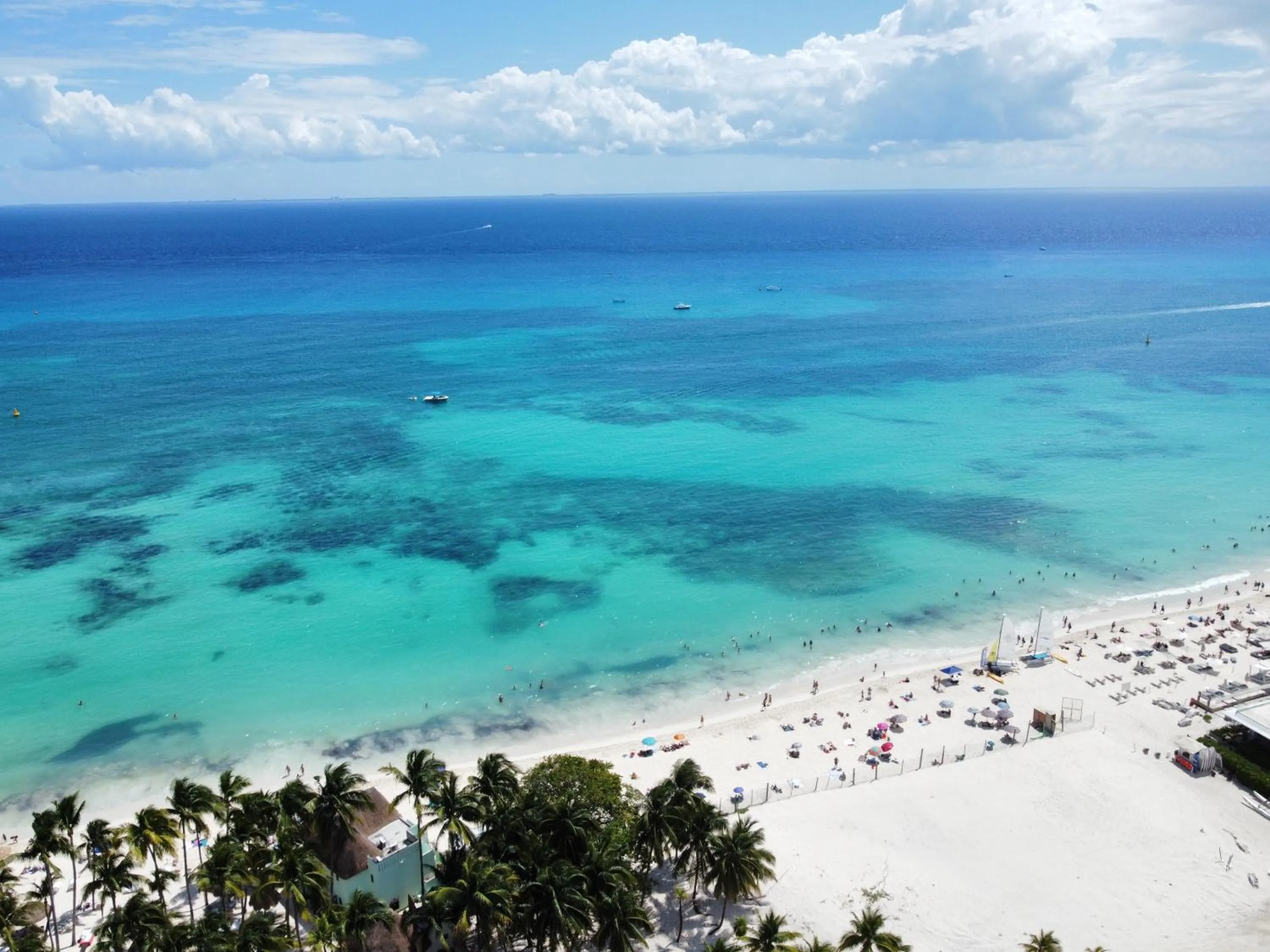 Icono Playa Condos, B307