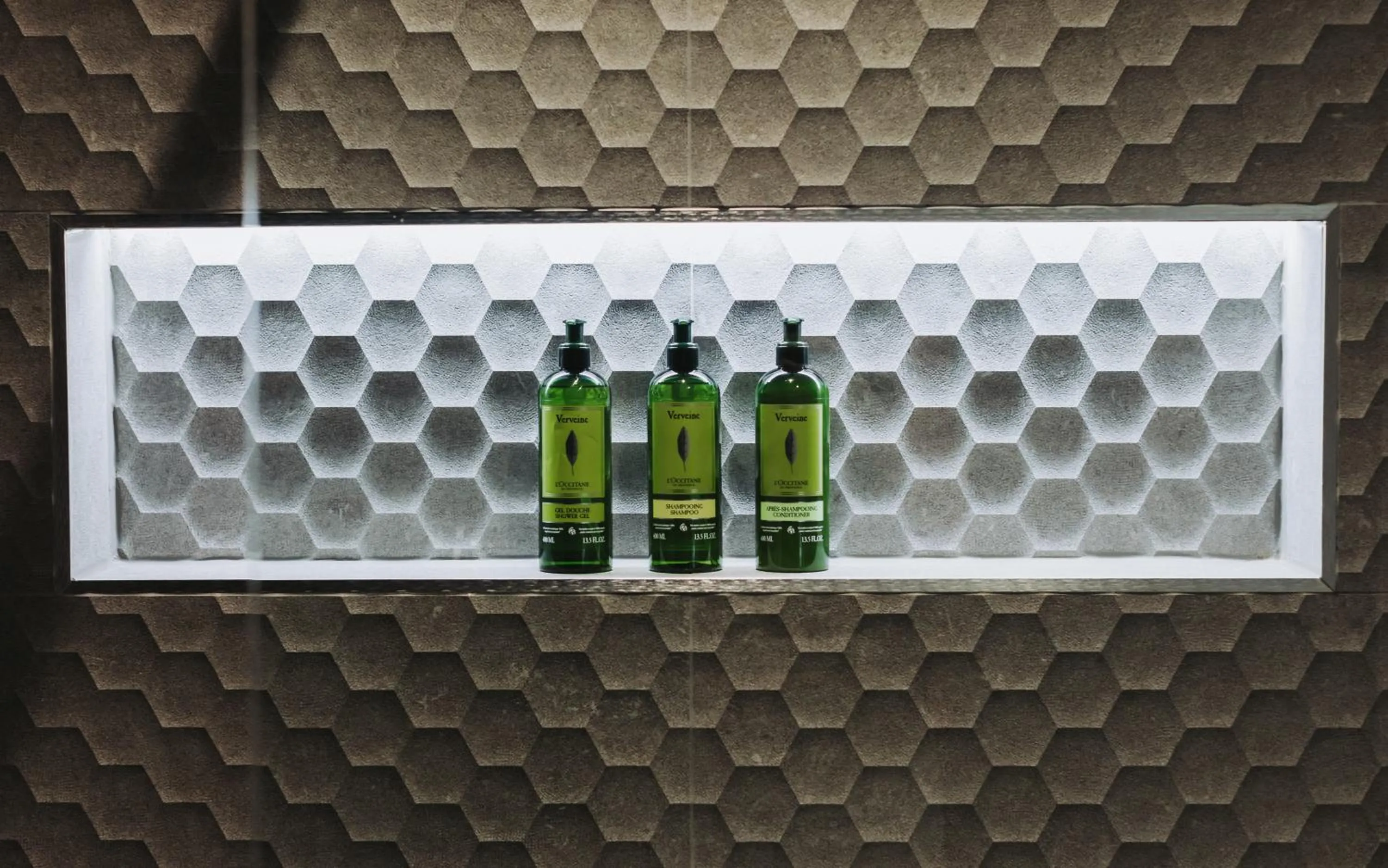 Shower in Velvet Hotel Manchester, WorldHotels Crafted