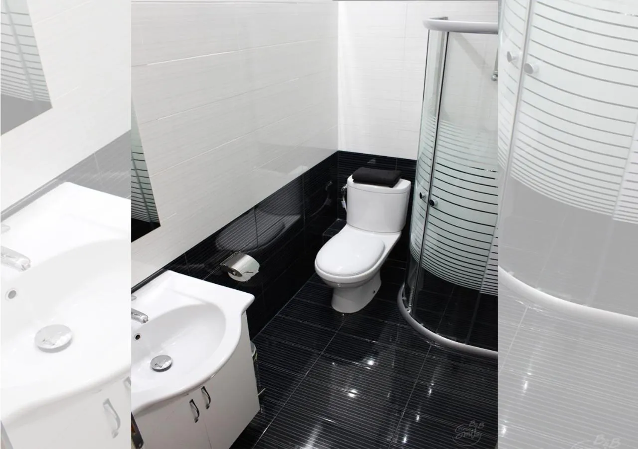 Shower in KorcaSmileHotel