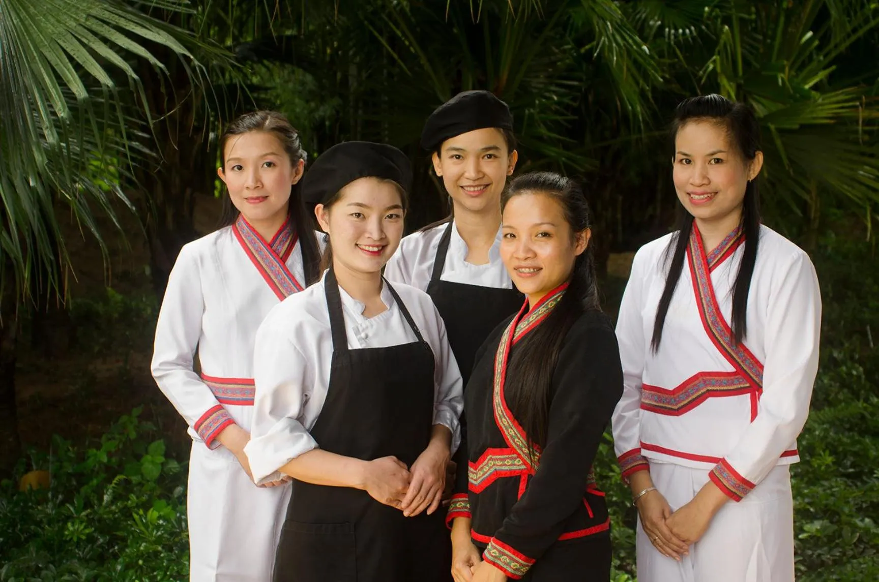 Staff in Pa Sak Tong