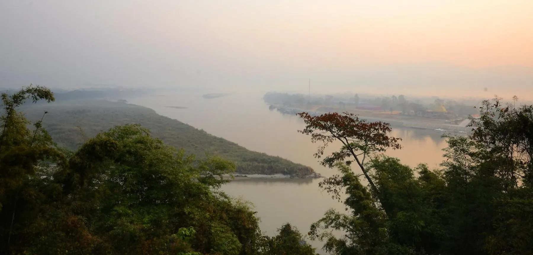 Nearby landmark in Pa Sak Tong