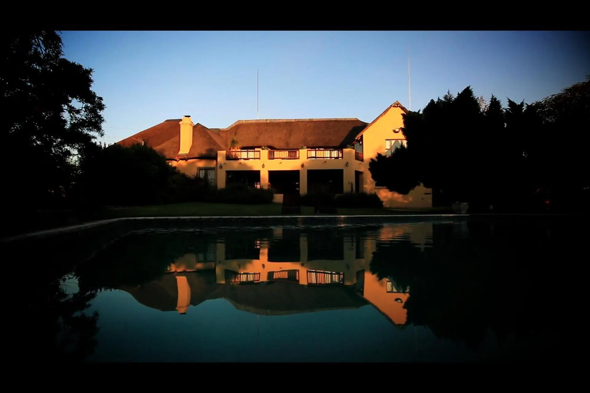 Property building in Blue Hills Lodge