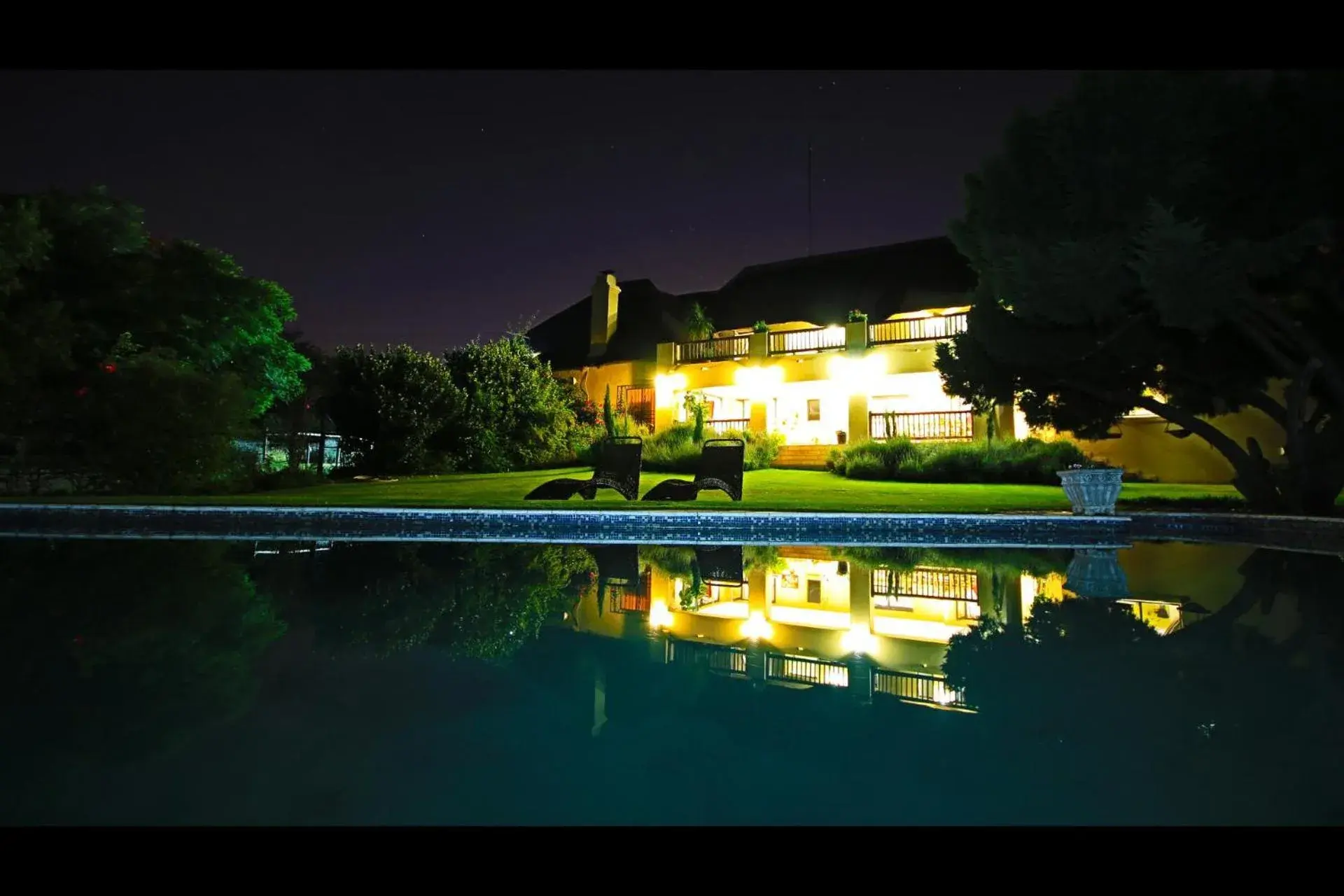 Property building in Blue Hills Lodge Property building in Blue Hills Lodge