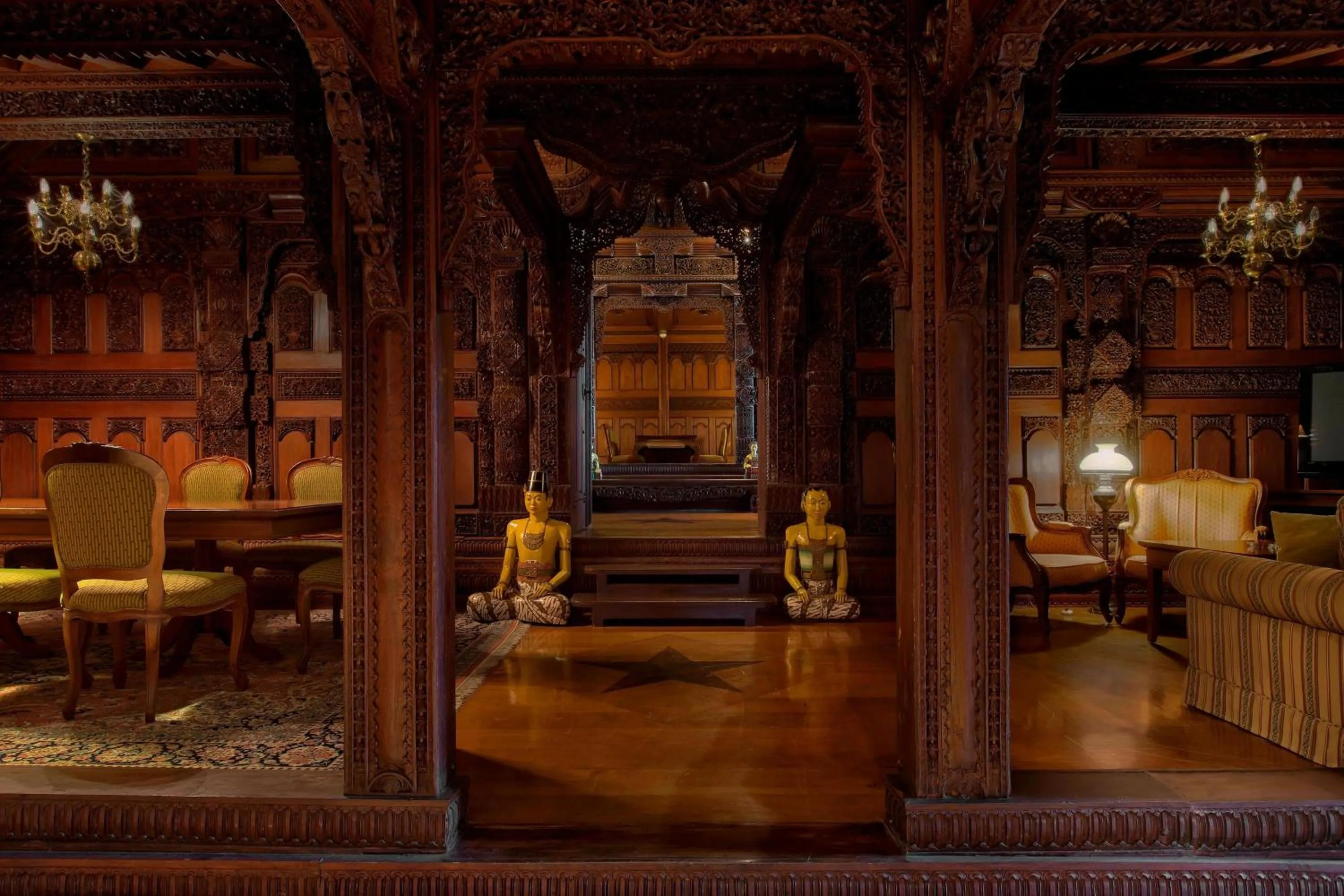 Bedroom in Le Meridien Jakarta