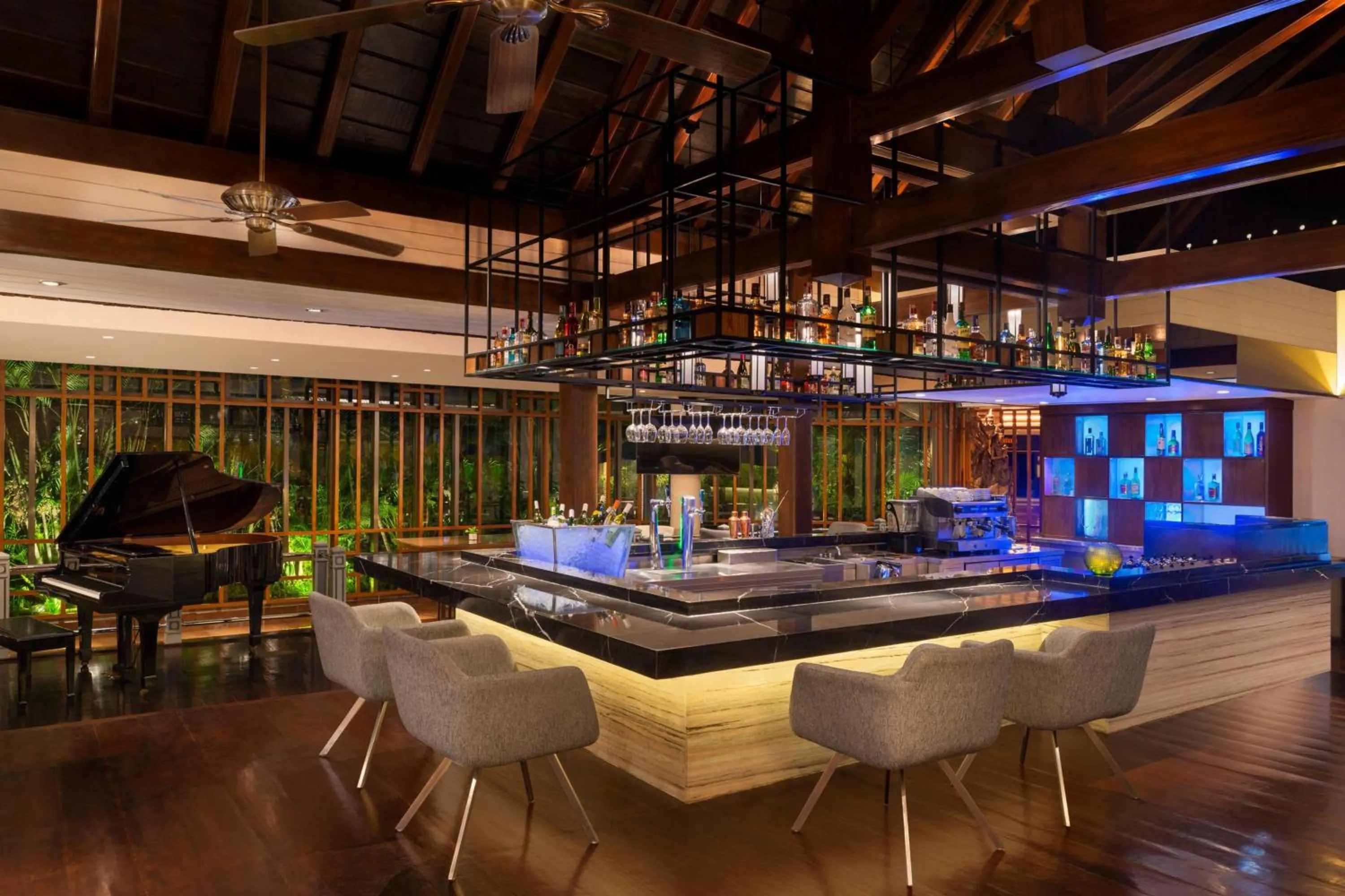 Lounge or bar in Le Meridien Jakarta