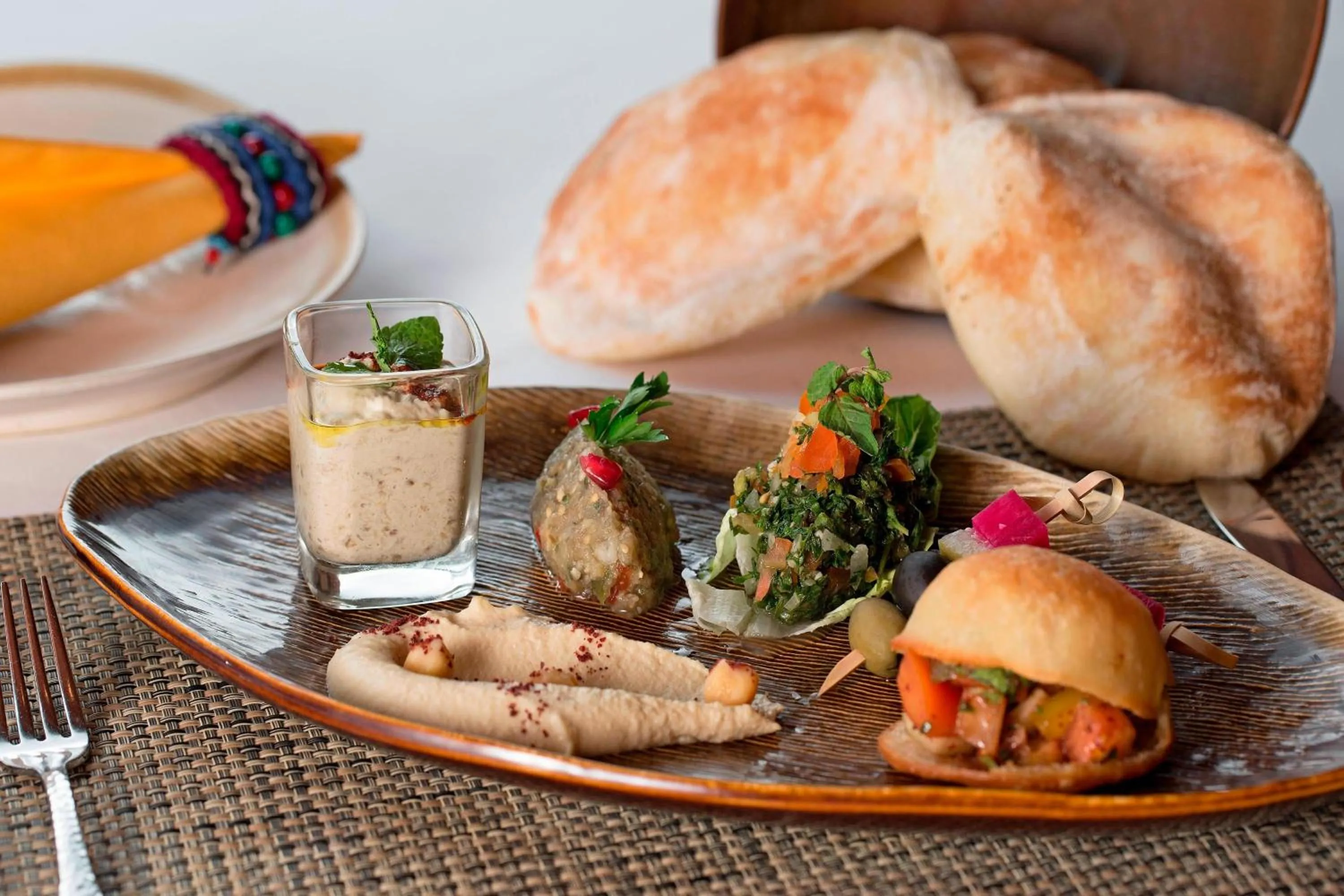 Restaurant/places to eat in Le Meridien Jakarta