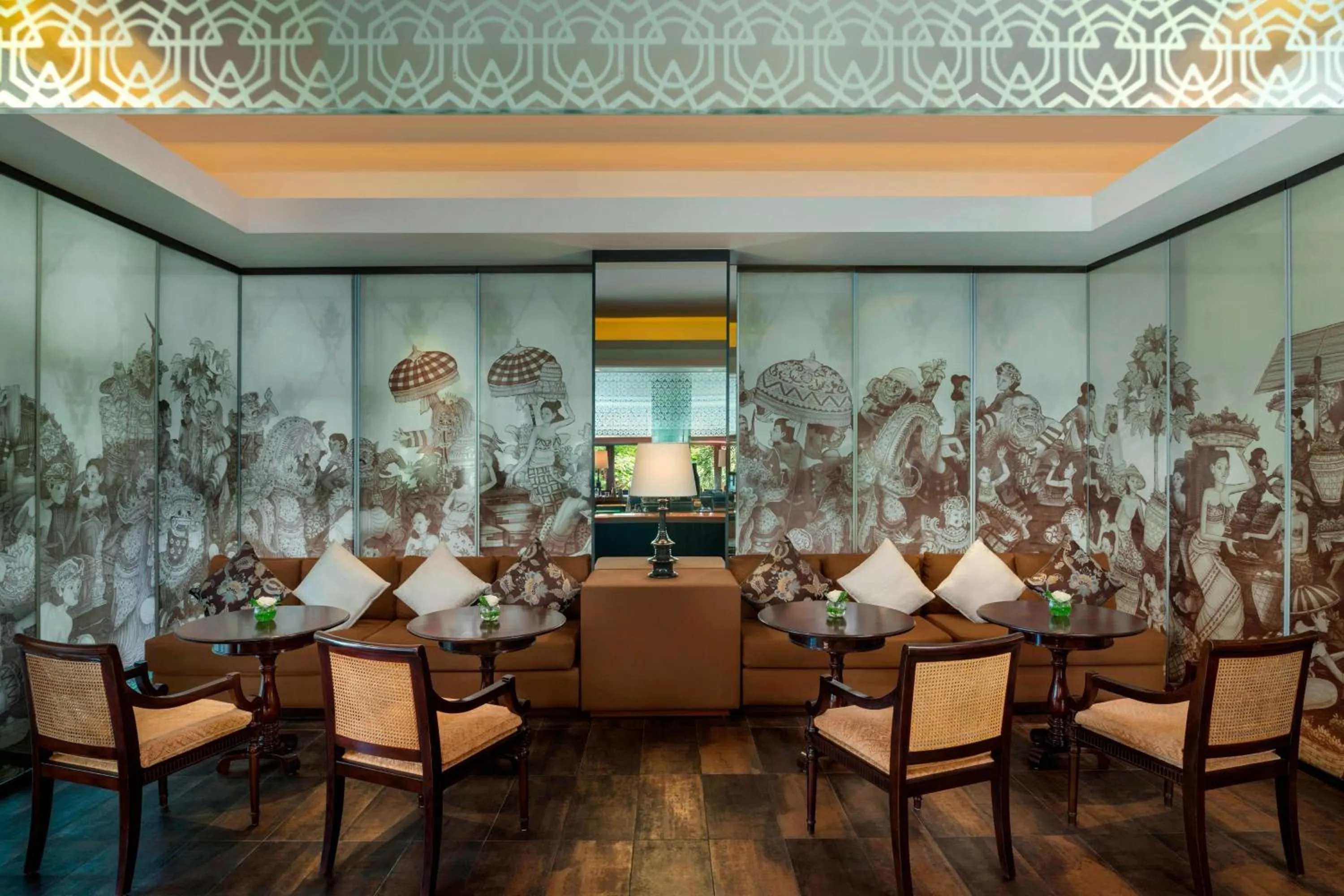 Lounge or bar in The St. Regis Bali Resort