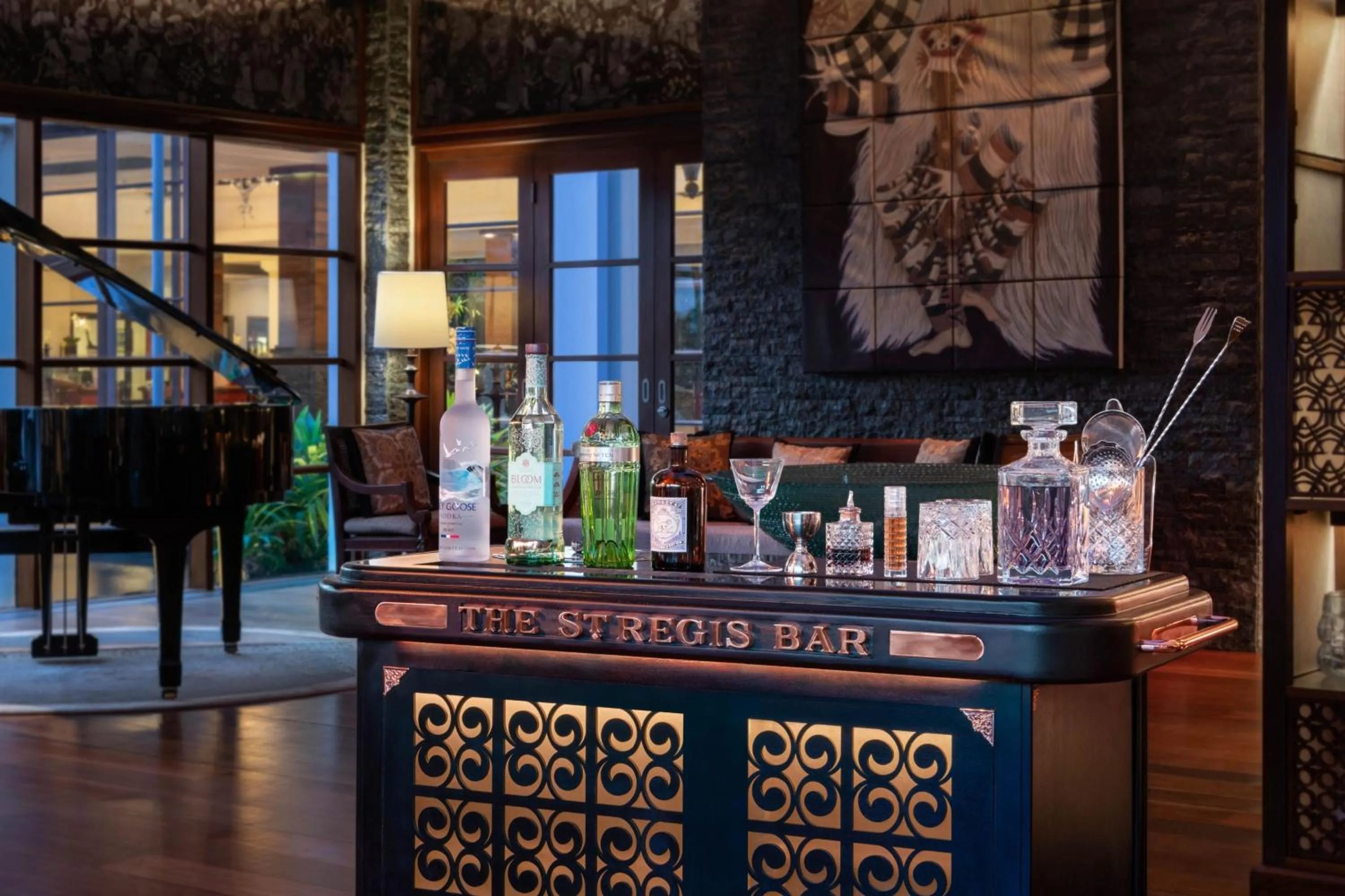 Lounge or bar in The St. Regis Bali Resort