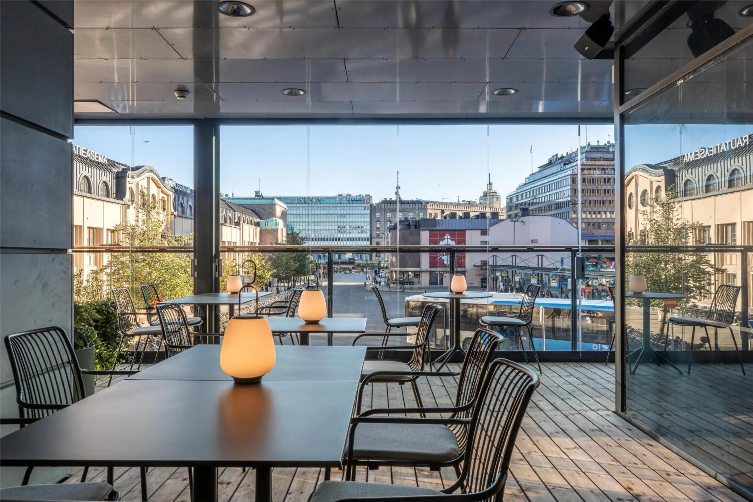 Restaurant/places to eat in Scandic Helsinki Station