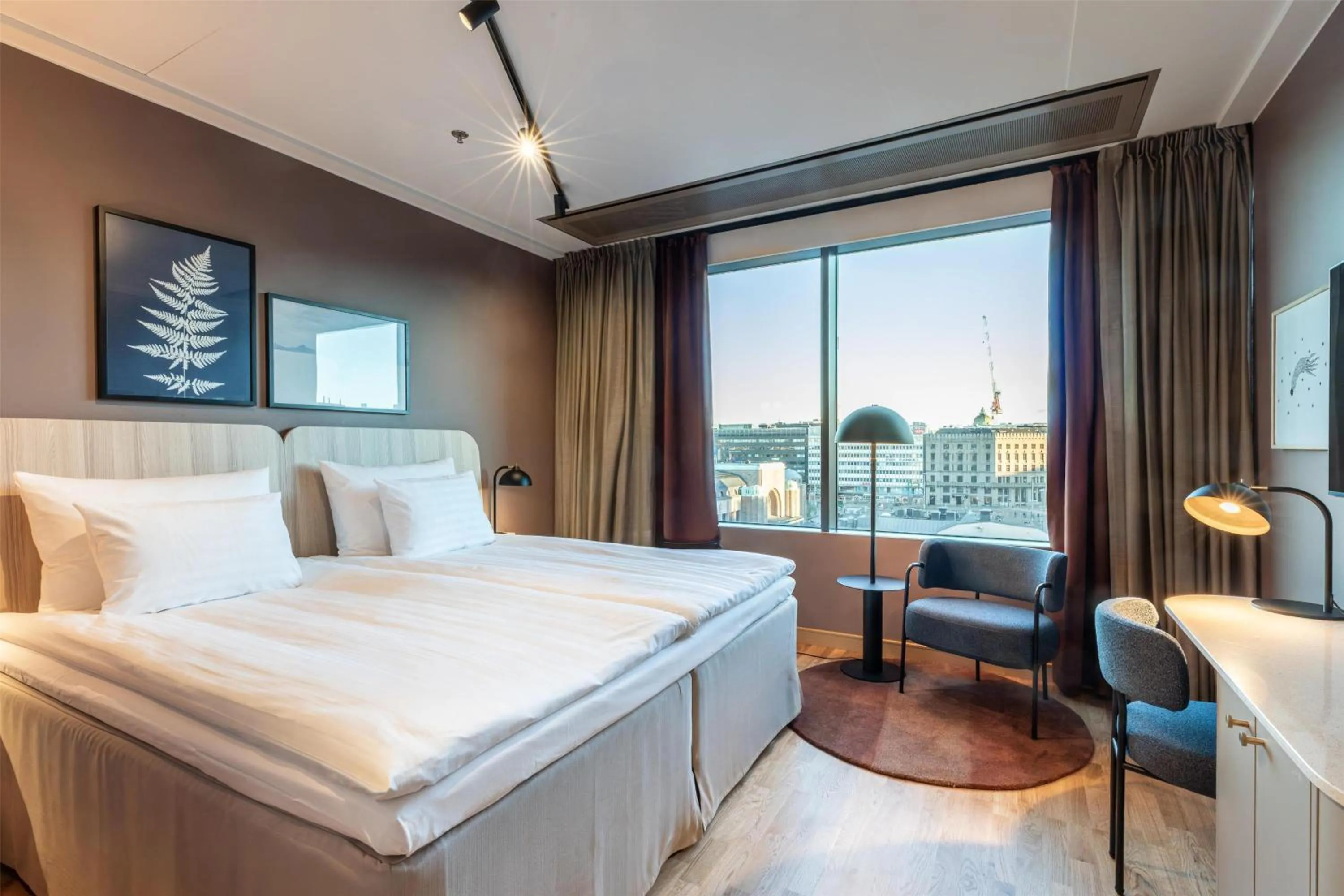 Bedroom, Bed in Scandic Helsinki Station