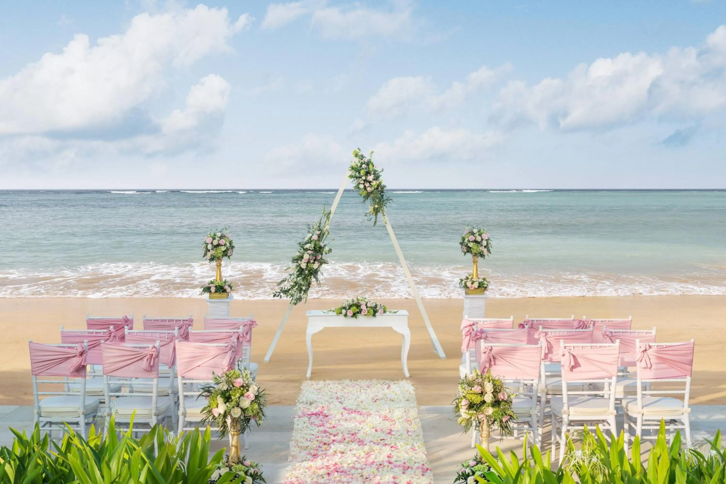 Beach in The Laguna, A Luxury Collection Resort & Spa, Nusa Dua, Bali