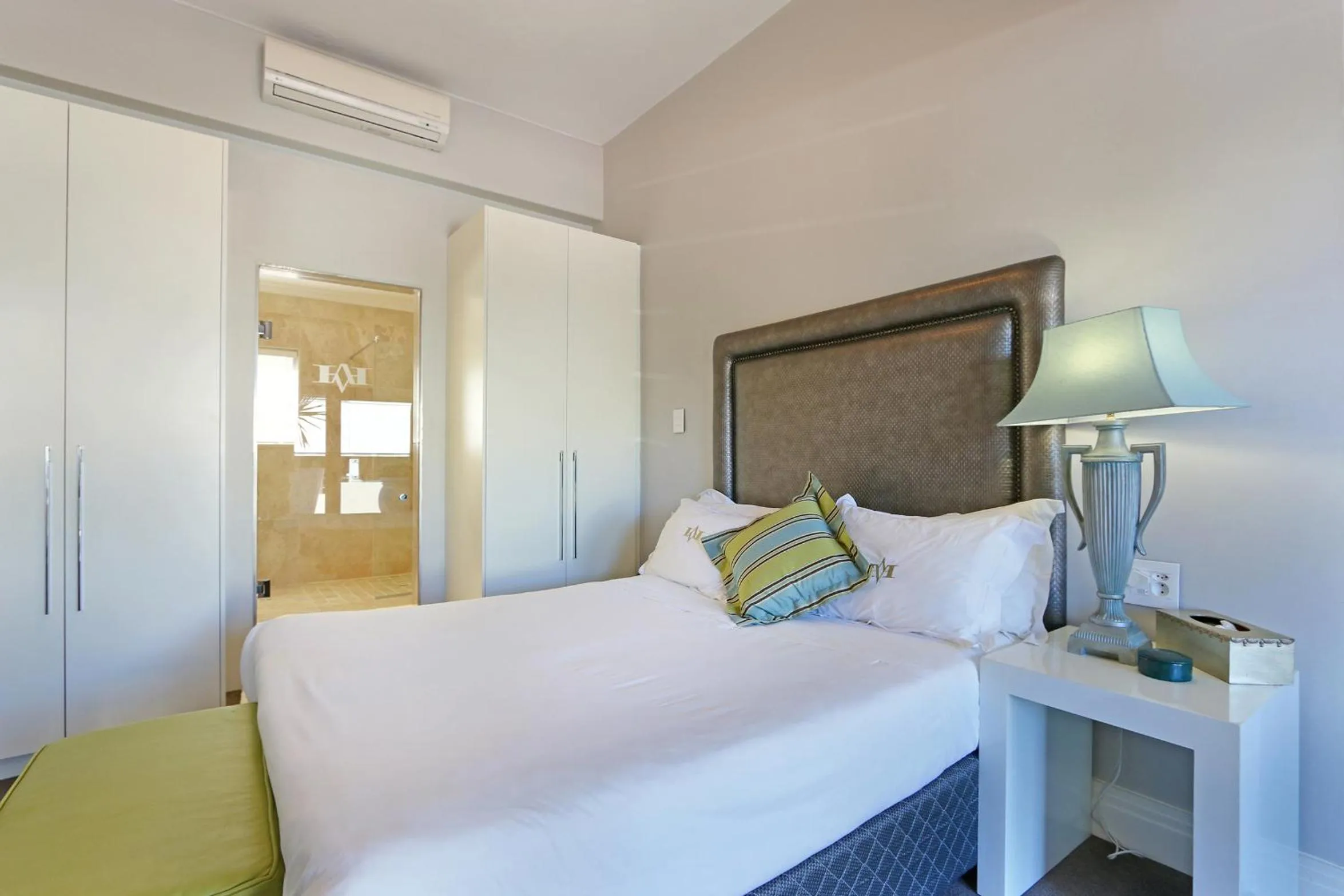 Bedroom, Bed in Vetho Villa