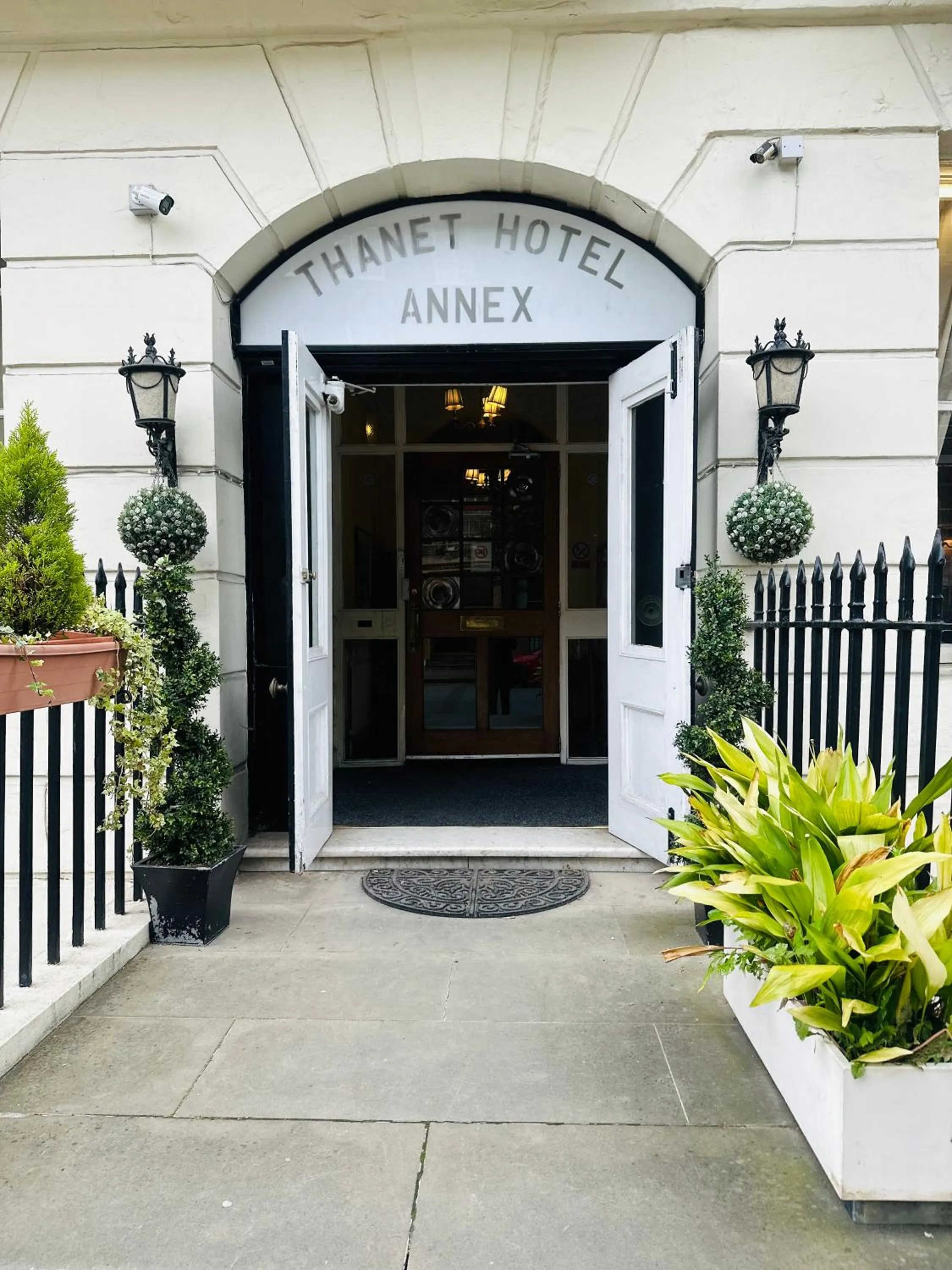 Facade/entrance in Thanet Hotel Annex