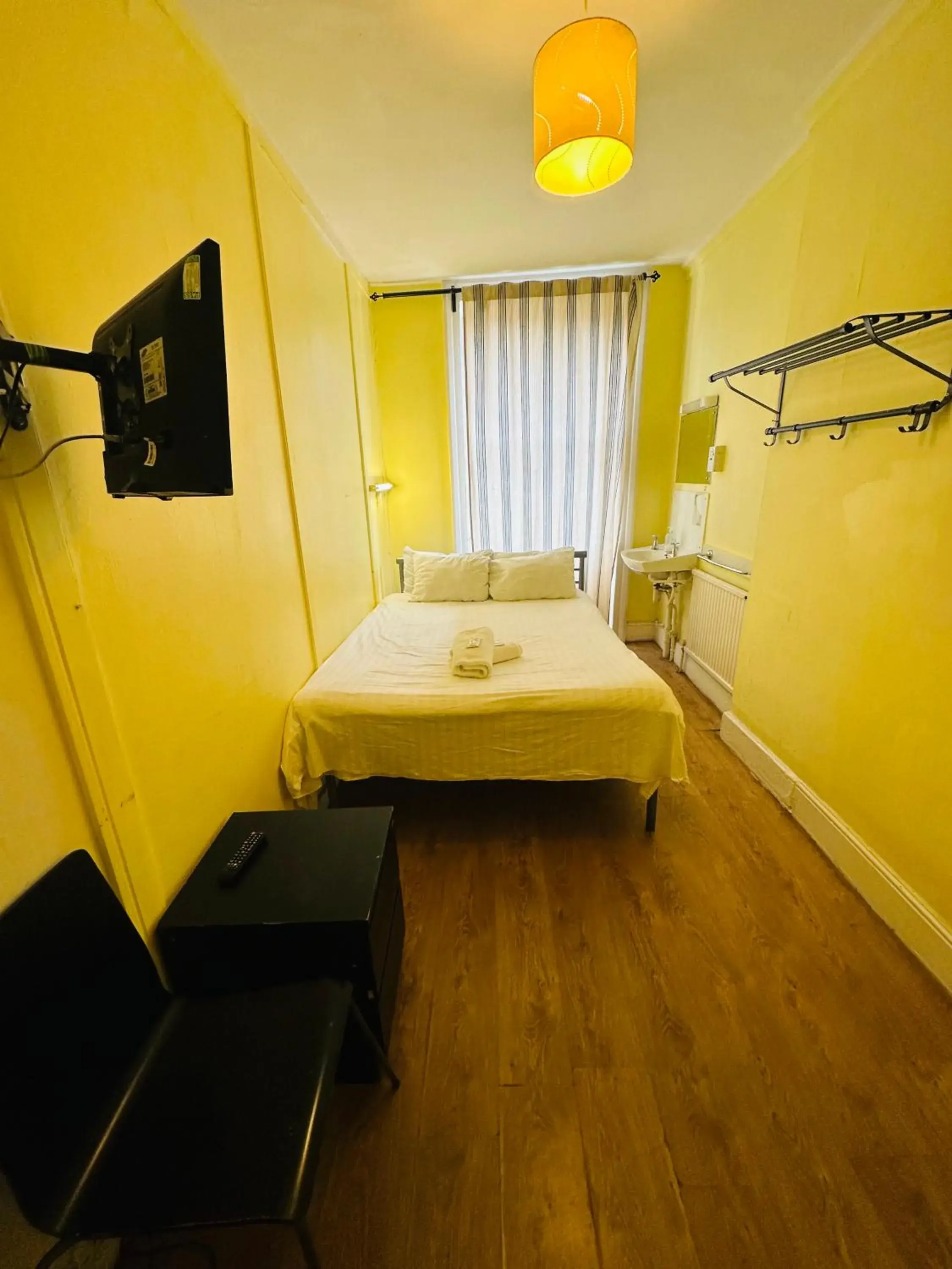 Bedroom, Bed in Thanet Hotel Annex Bedroom, Bed in Thanet Hotel Annex