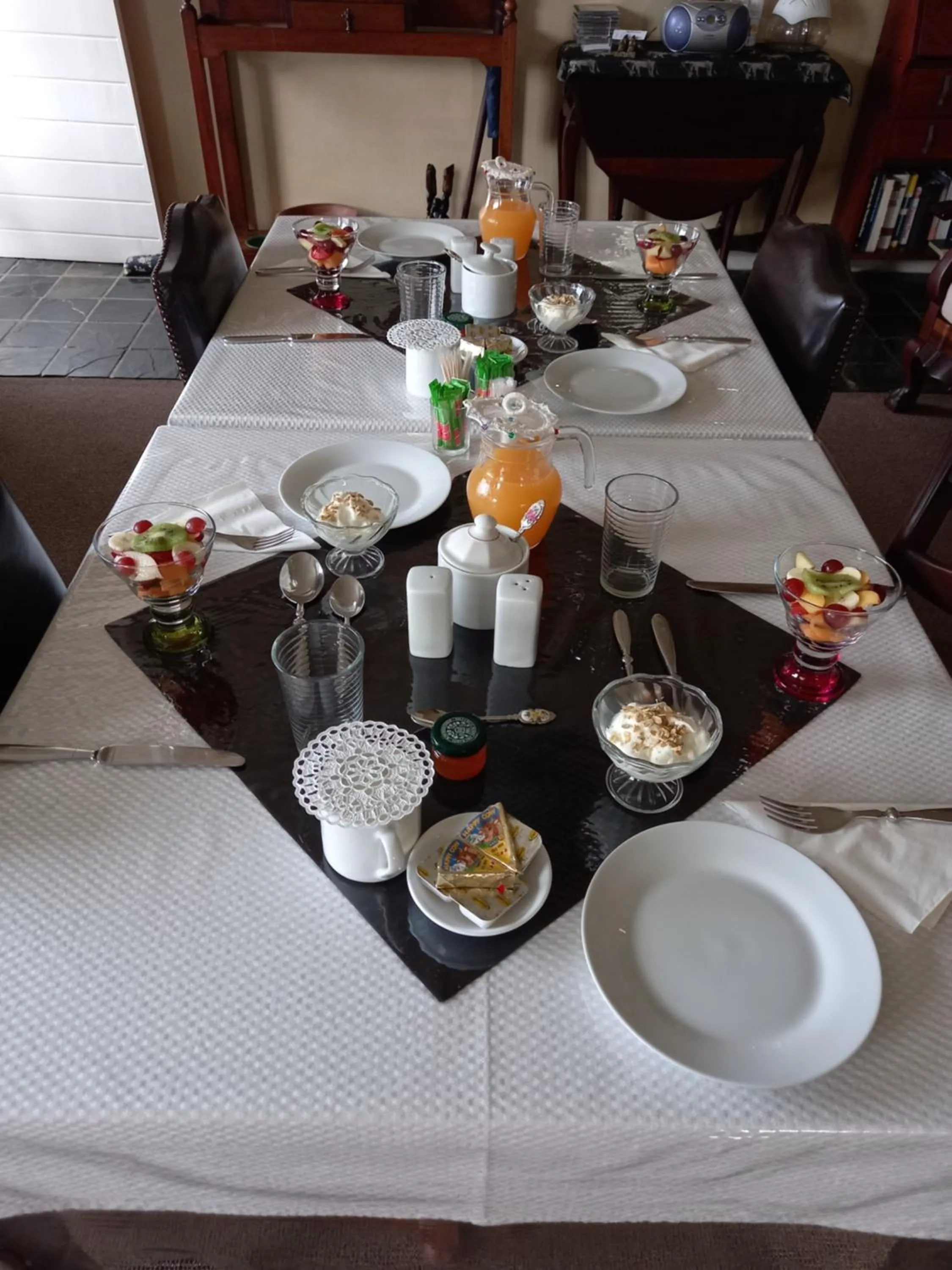 Breakfast in Melkbosstrand Bed and Breakfast