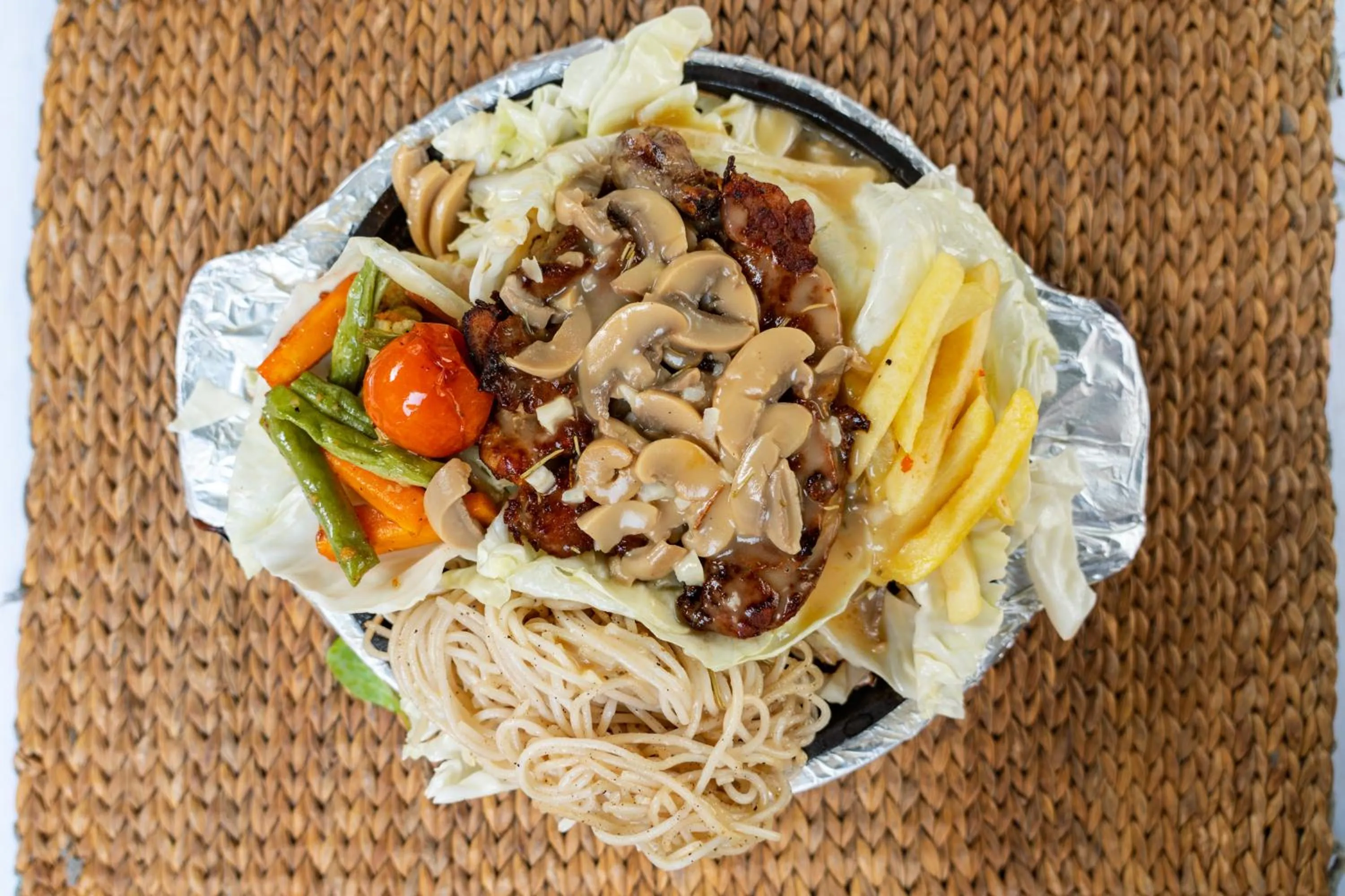 Food and drinks in Hotel Ganesh Himal