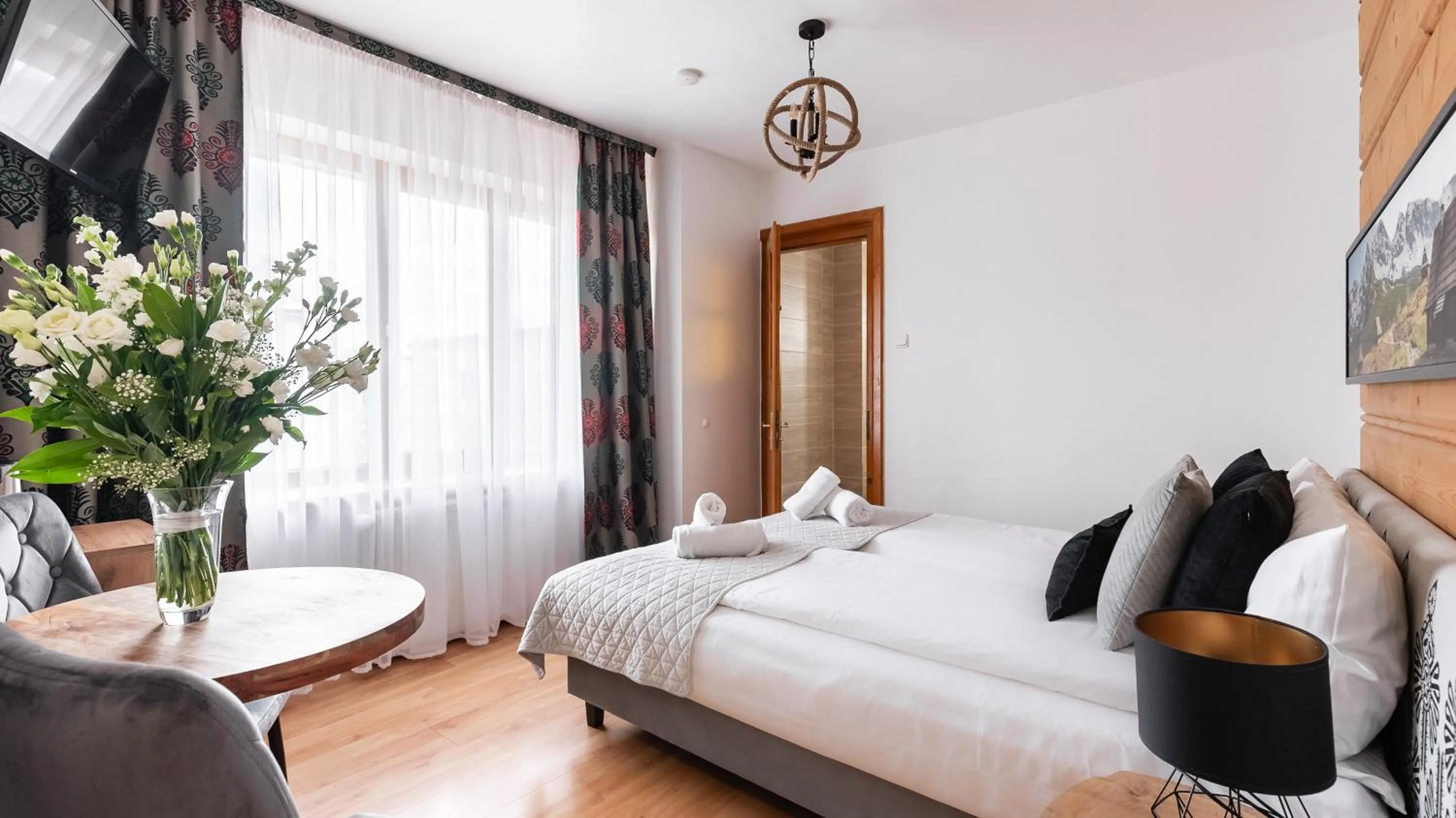 Bed in Aparthotel Delta Garden