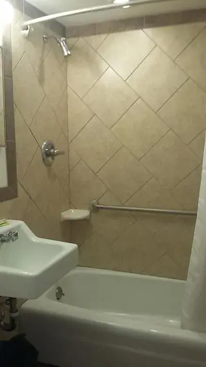 Double Room with Private Bathroom in Tide Winds Motel Double Room with Private Bathroom in Tide Winds Motel