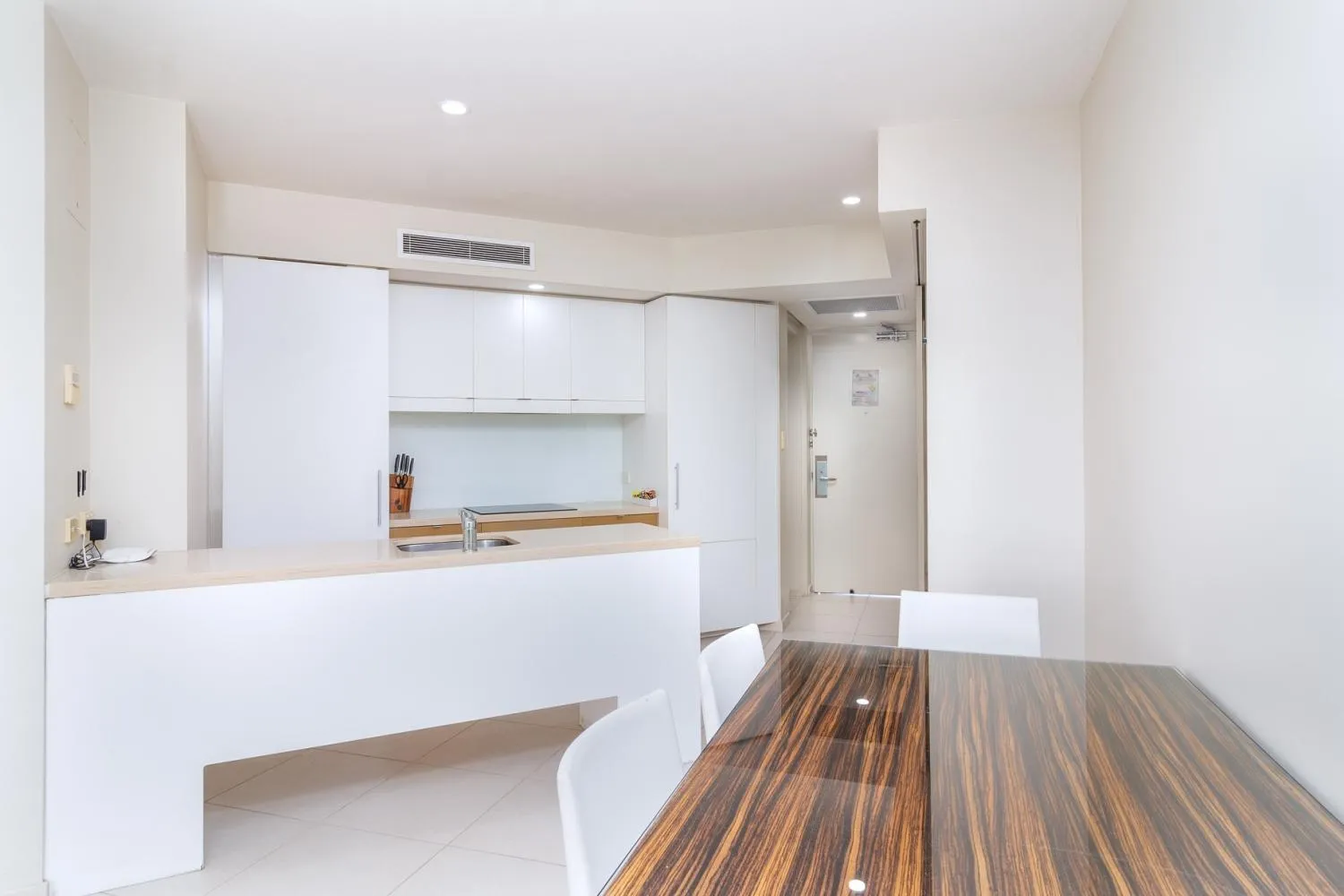 Kitchen or kitchenette in 201 Lake Street