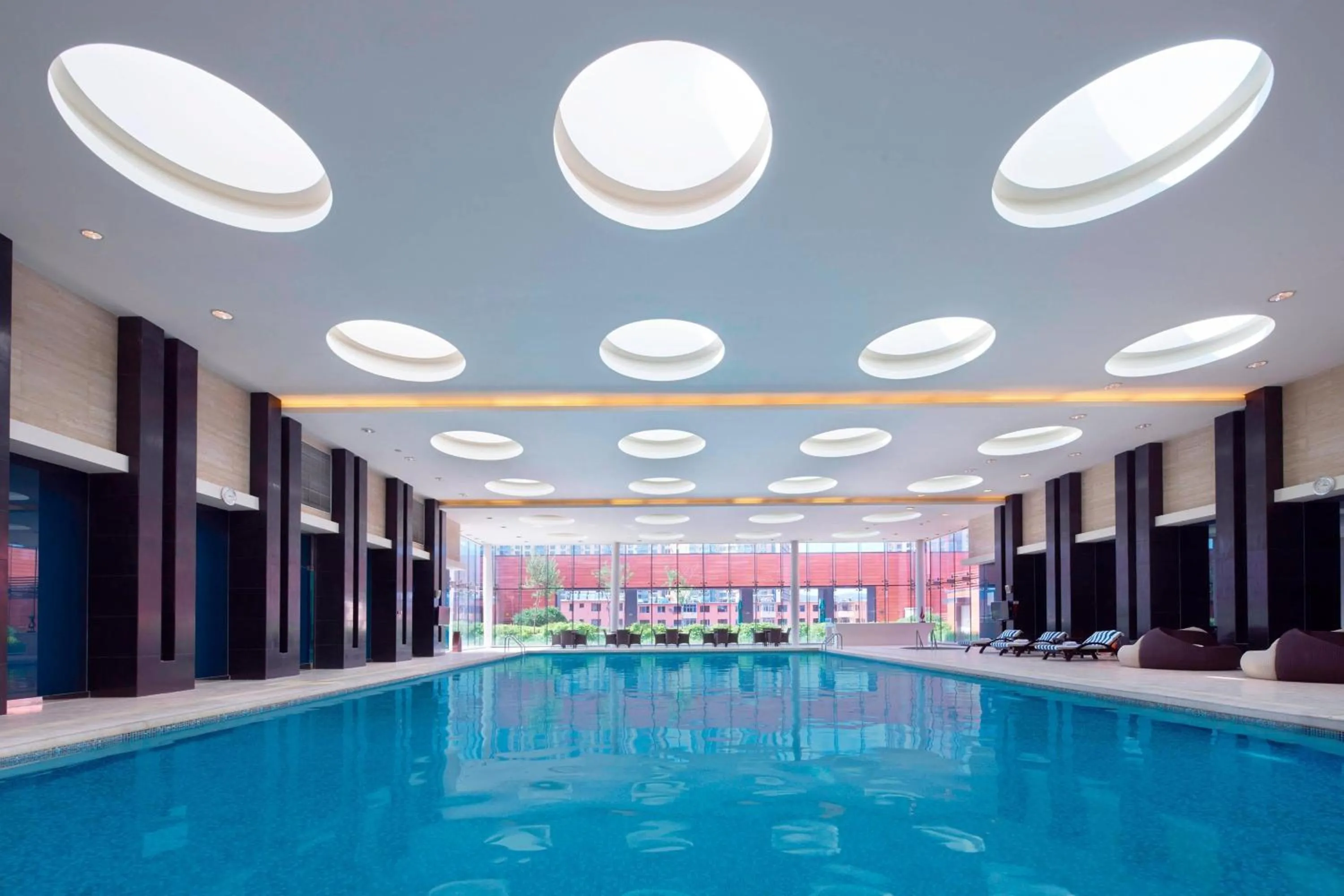 Swimming pool in Sheraton Hohhot Hotel