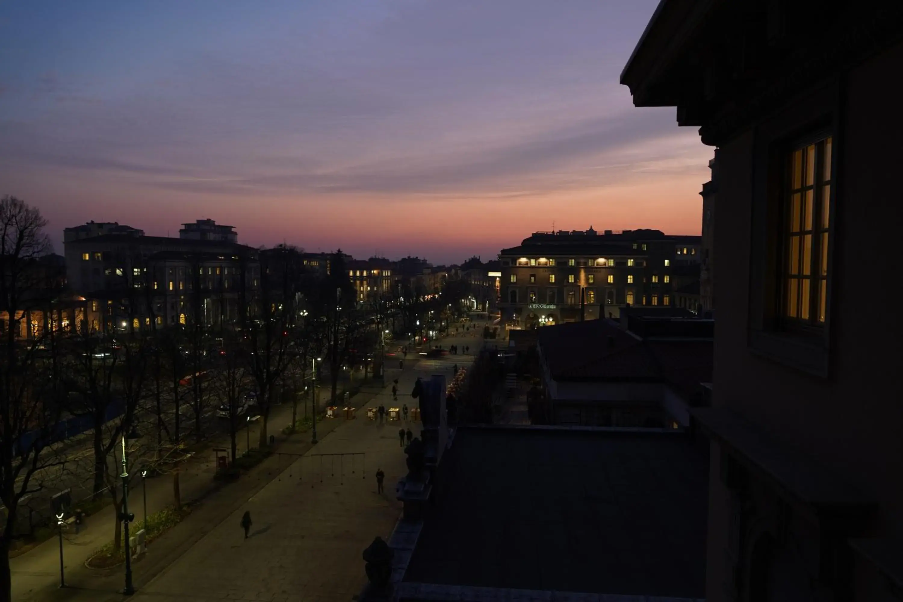 Property building in Bergamo Inn 43 Property building in Bergamo Inn 43