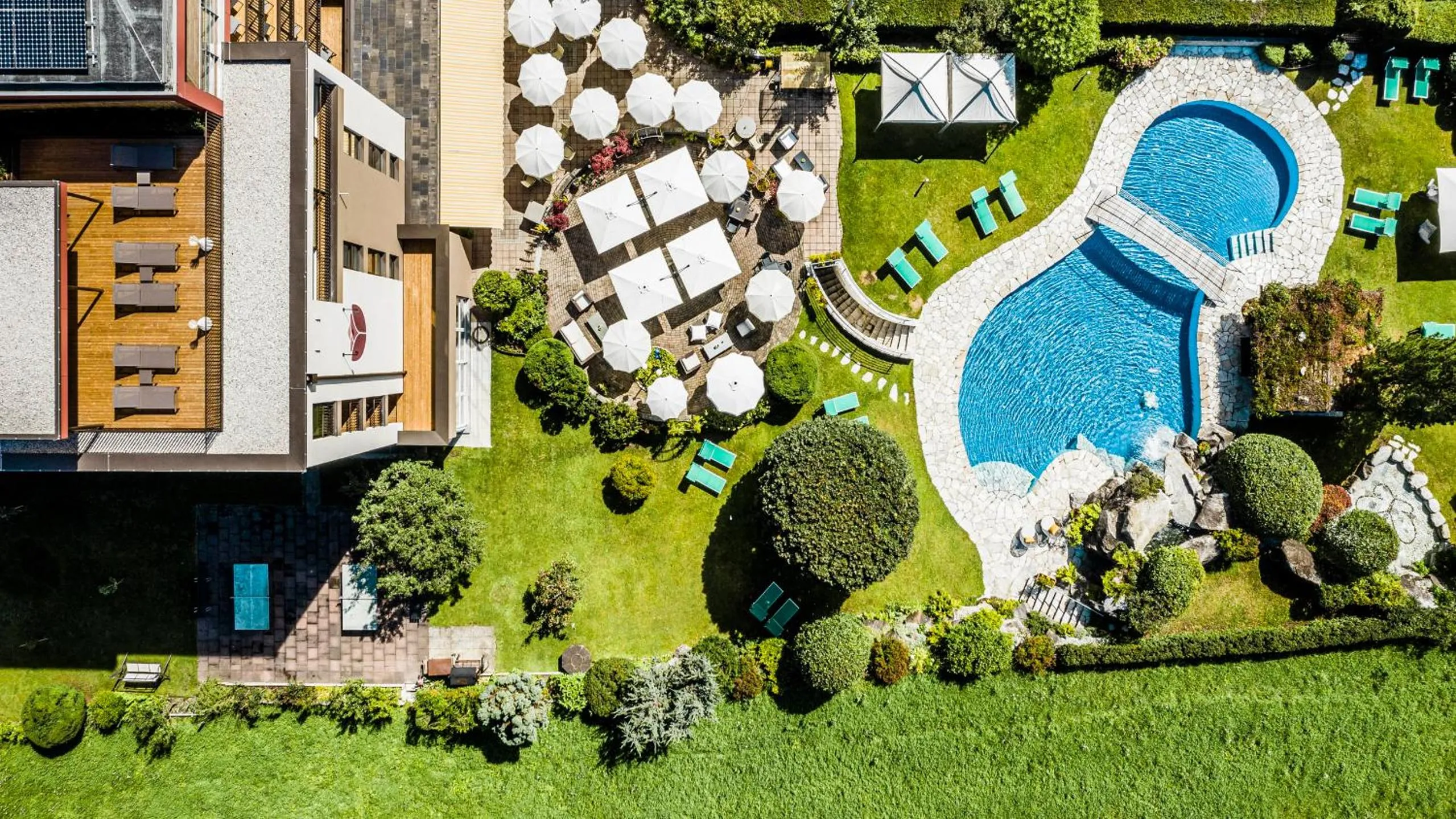 Property building in Hotel Olympia