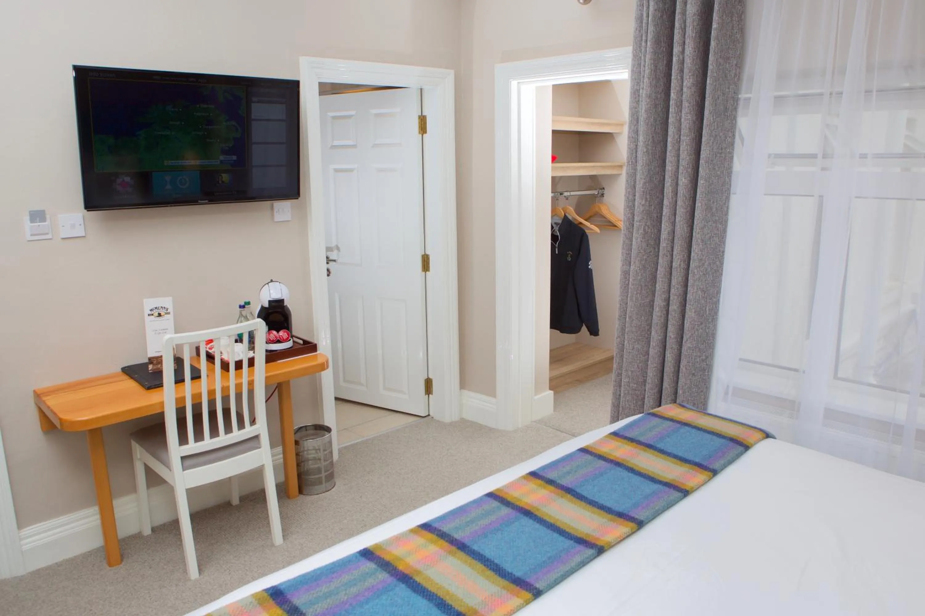 TV and multimedia, Bed in McMunns of Ballybunion