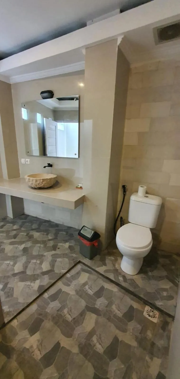 Shower in Nipuri Resort and Villas Seminyak by Kamara